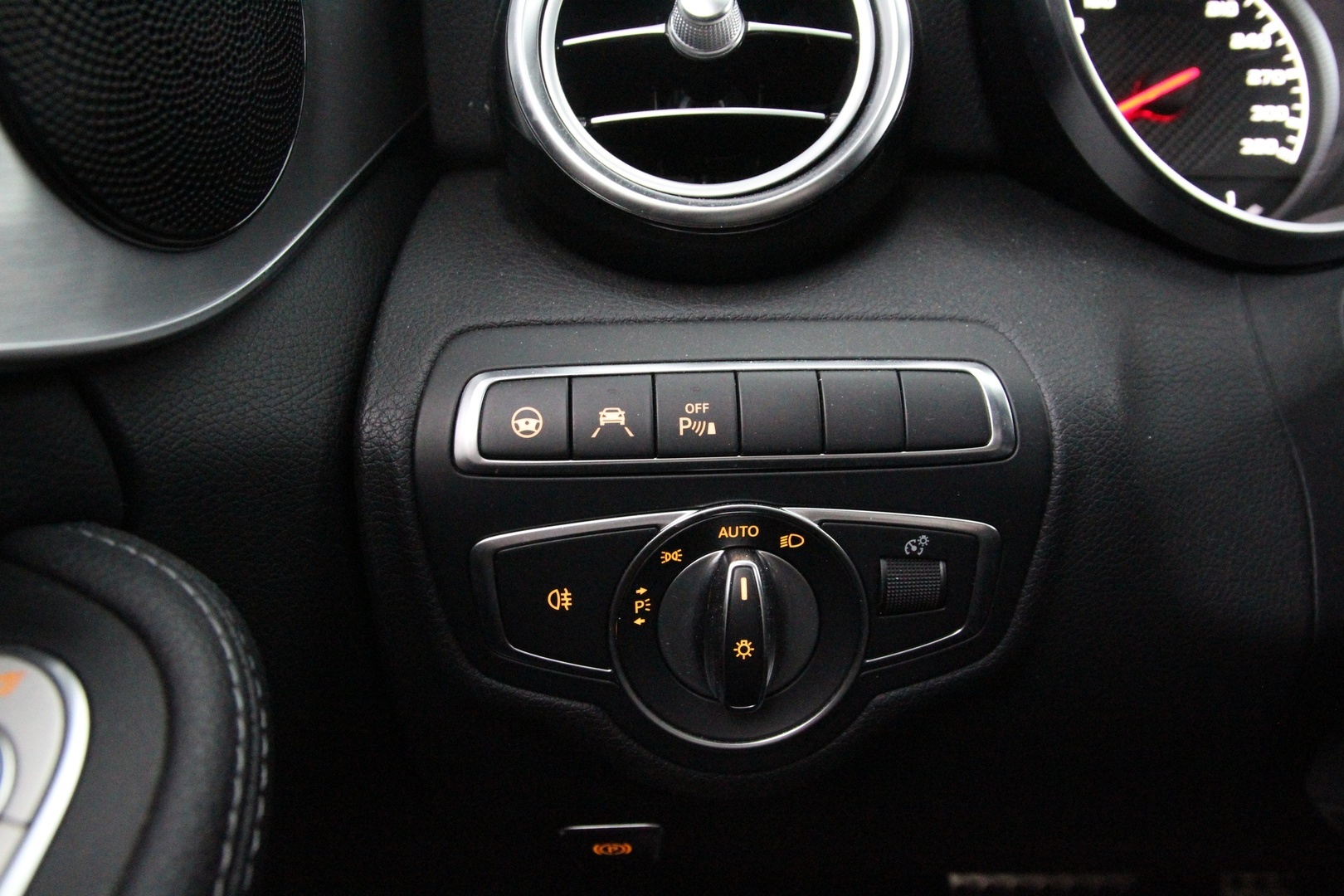 MERCEDES-BENZ C 63 AMG 2017