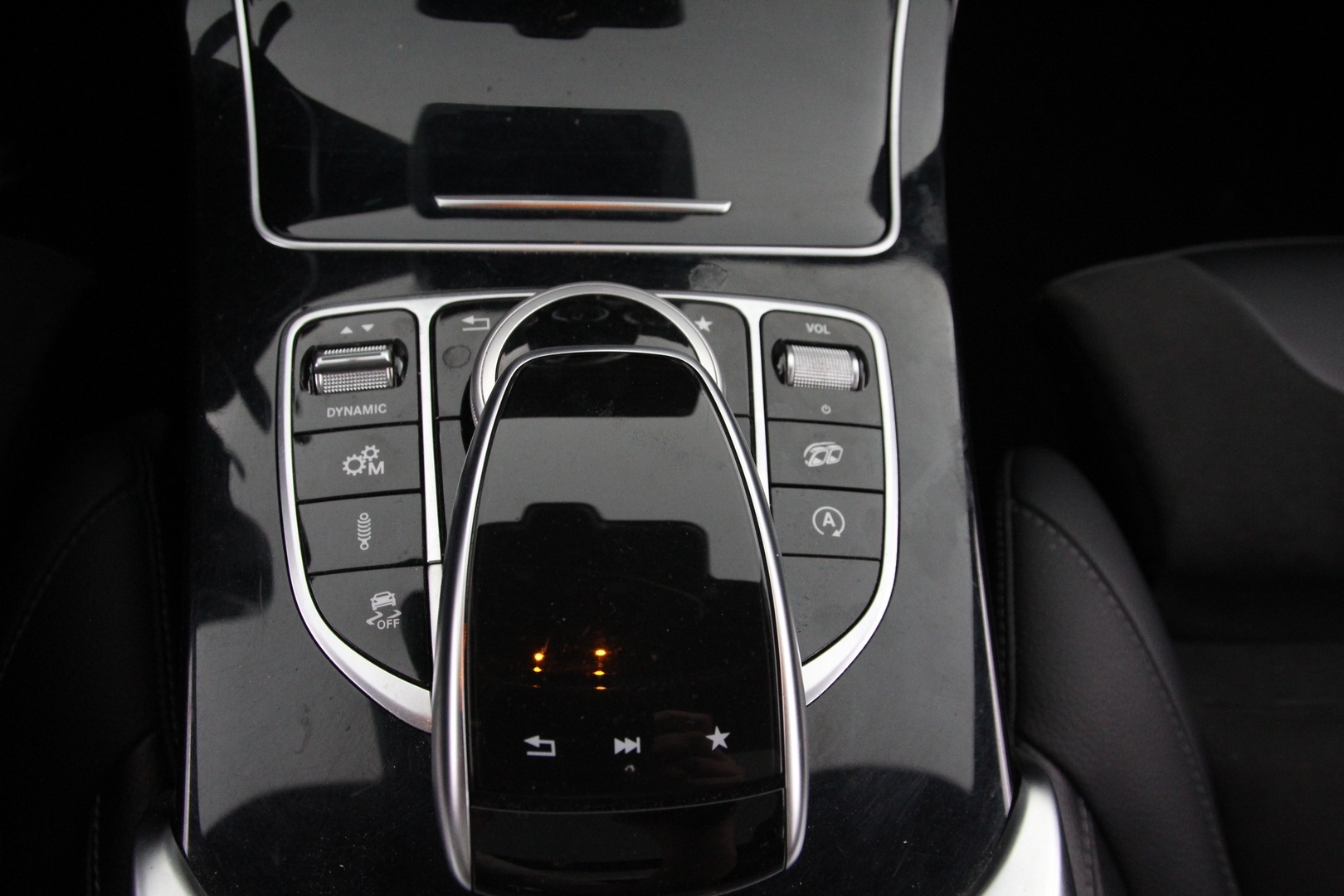 MERCEDES-BENZ C 63 AMG 2017