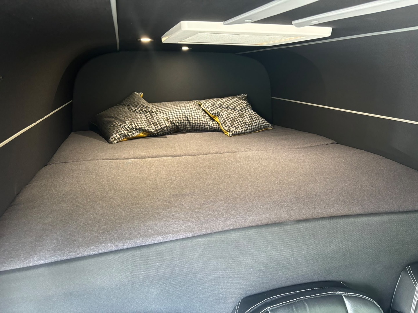 MERCEDES-BENZ Sprinter 2023