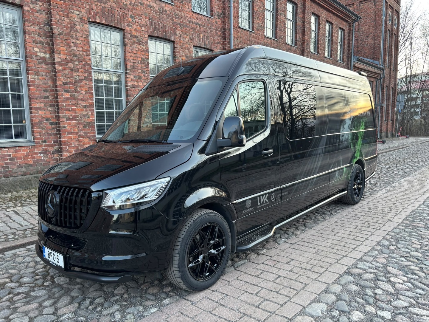 MERCEDES-BENZ Sprinter 2023