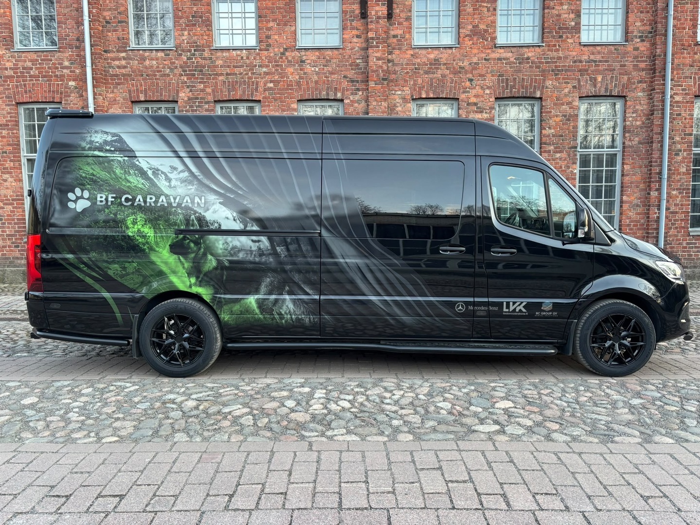 MERCEDES-BENZ Sprinter 2023