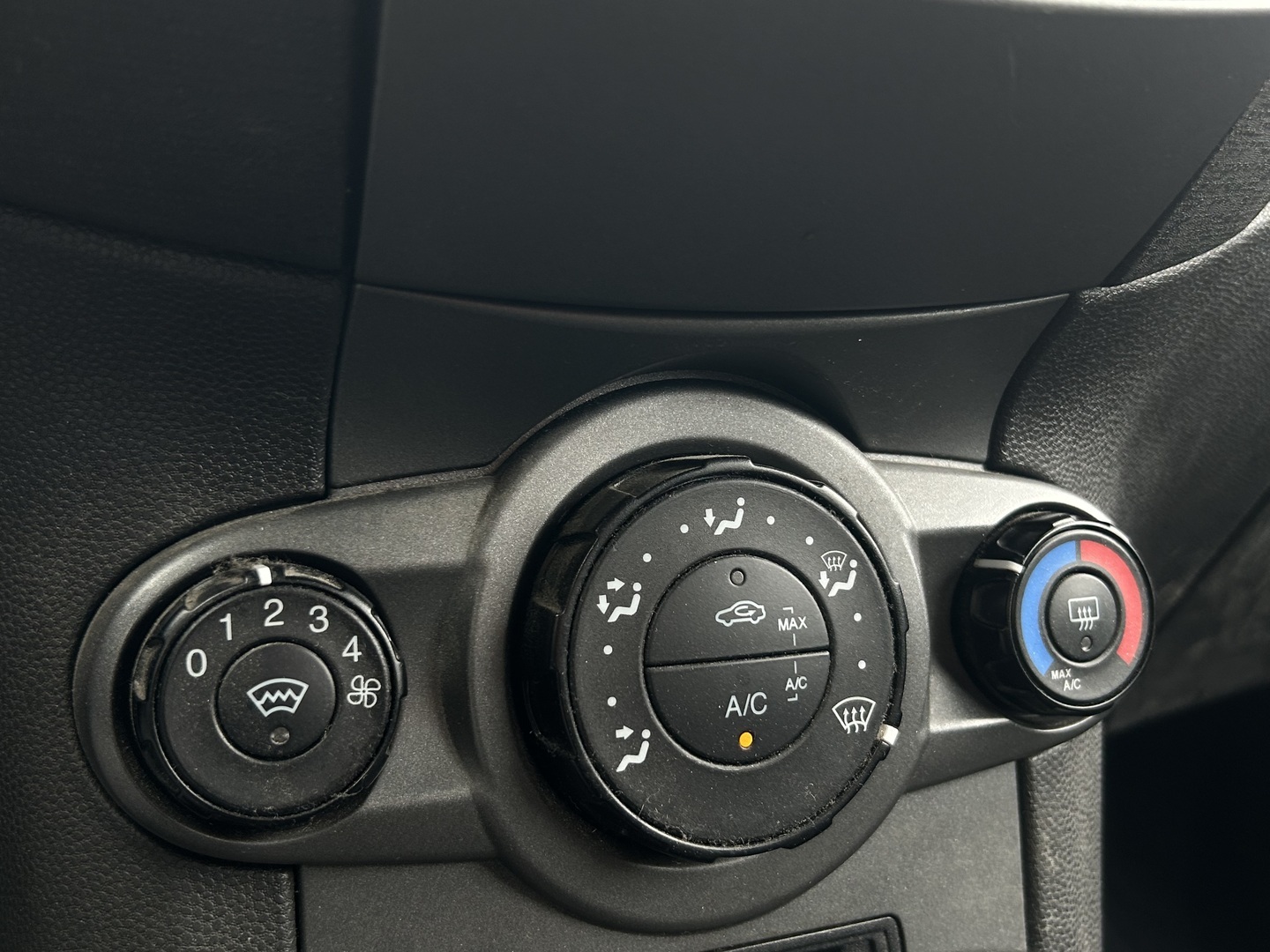 FORD Fiesta Van 2014