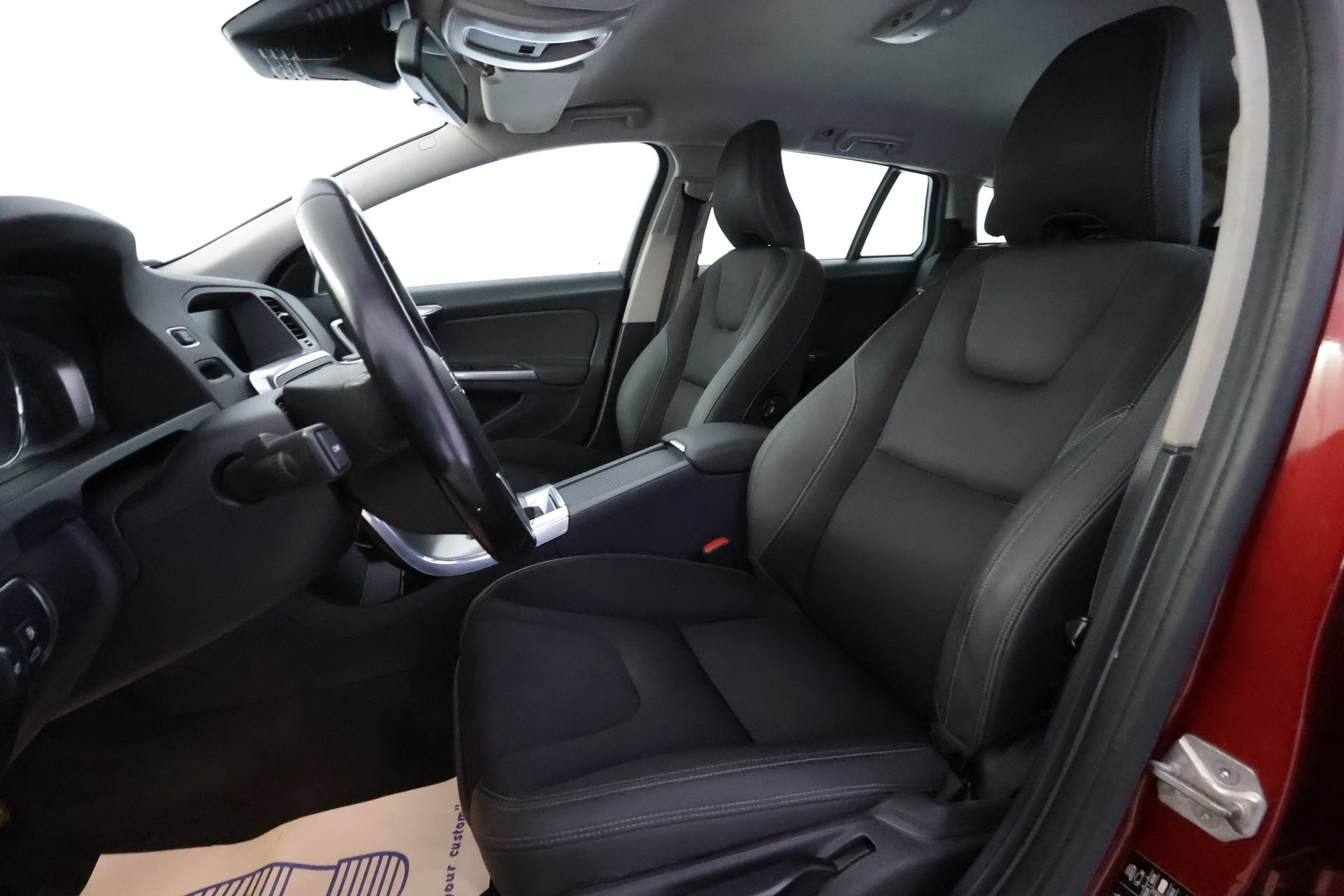 VOLVO V60 2015