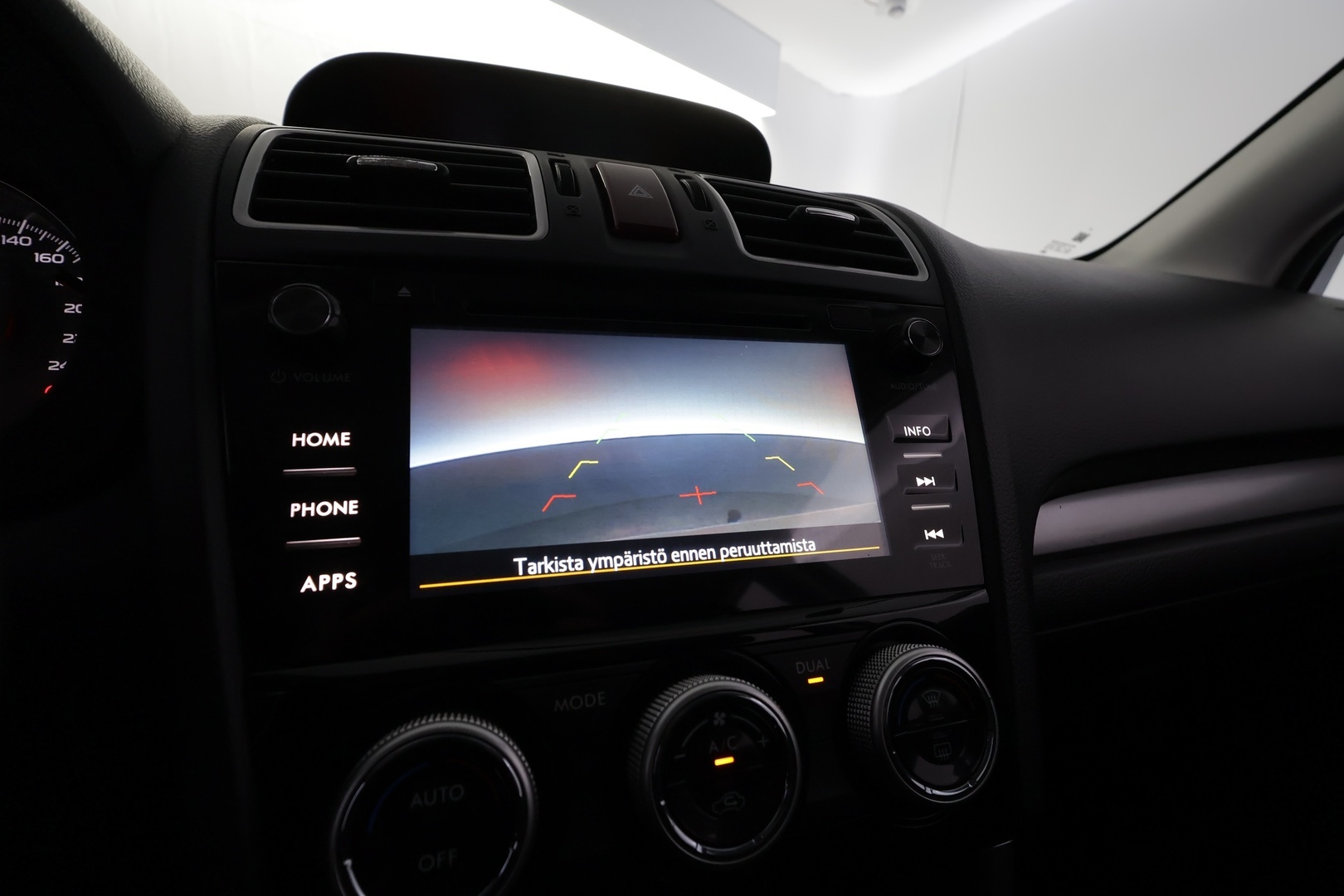 SUBARU Forester 2015