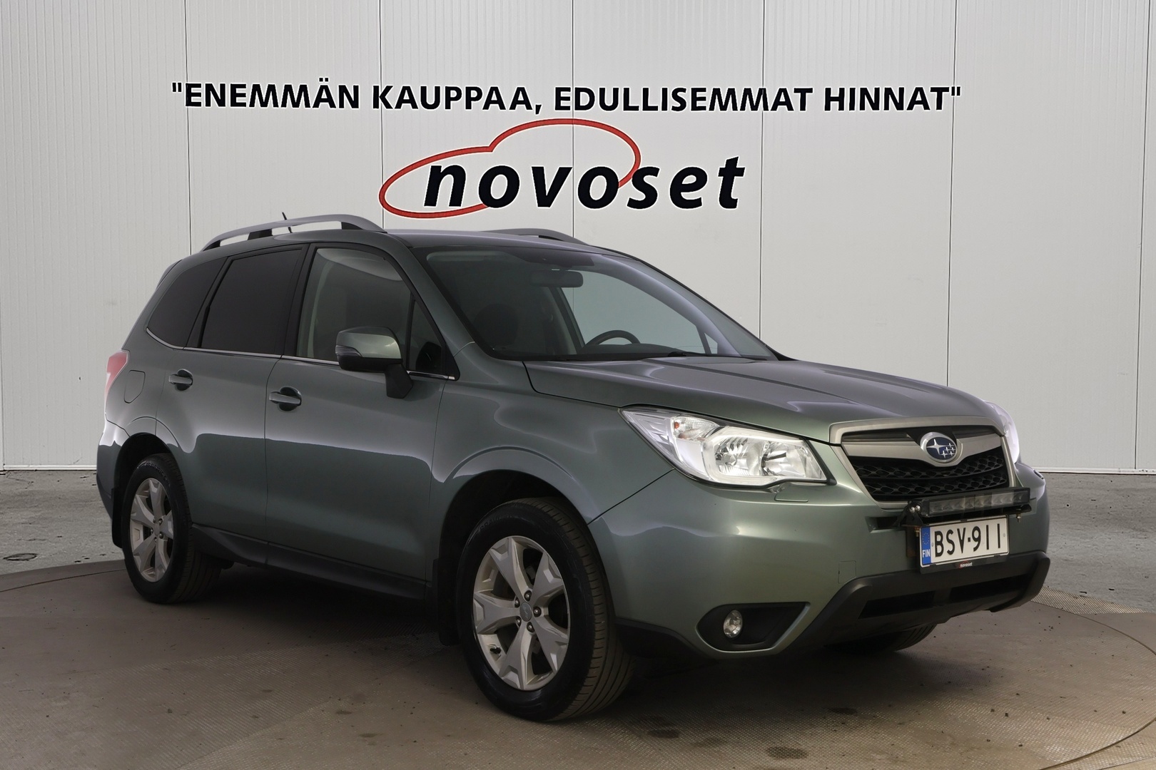 SUBARU Forester 2015