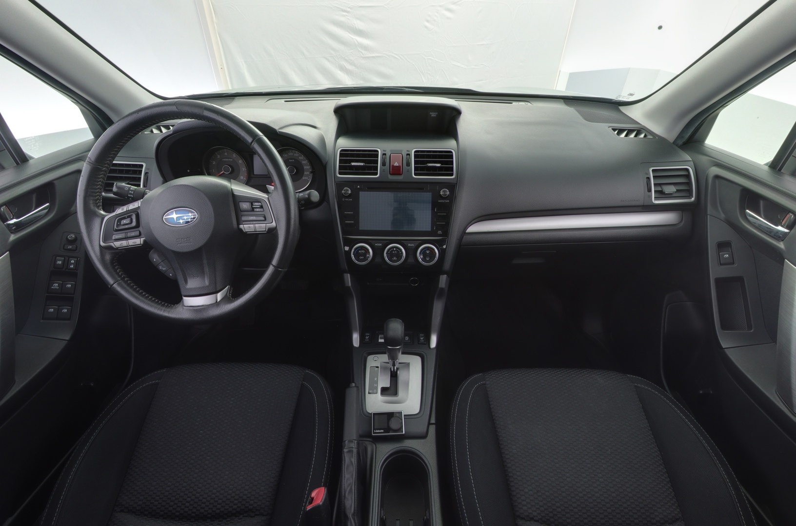 SUBARU Forester 2015