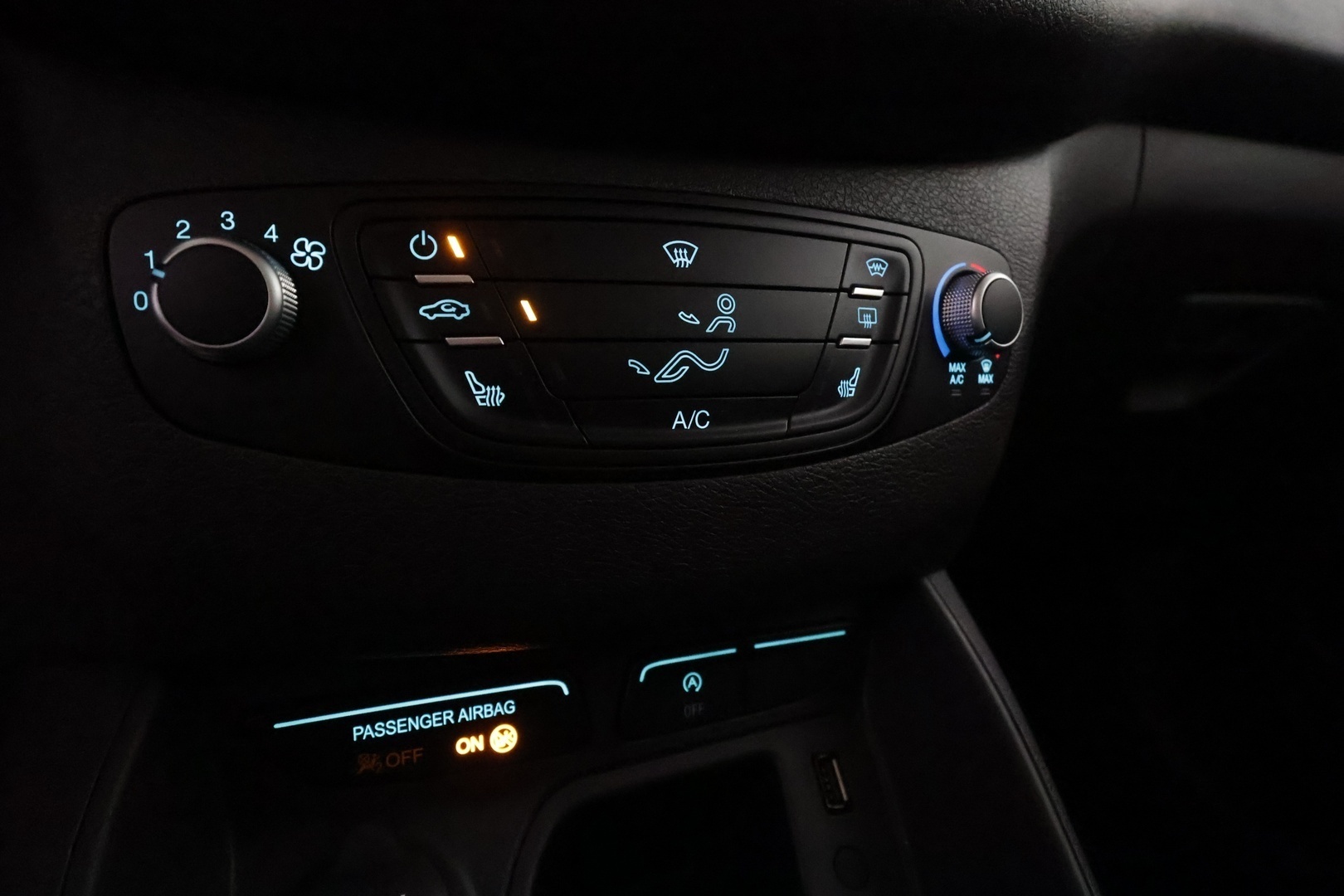 FORD Transit Courier 2018