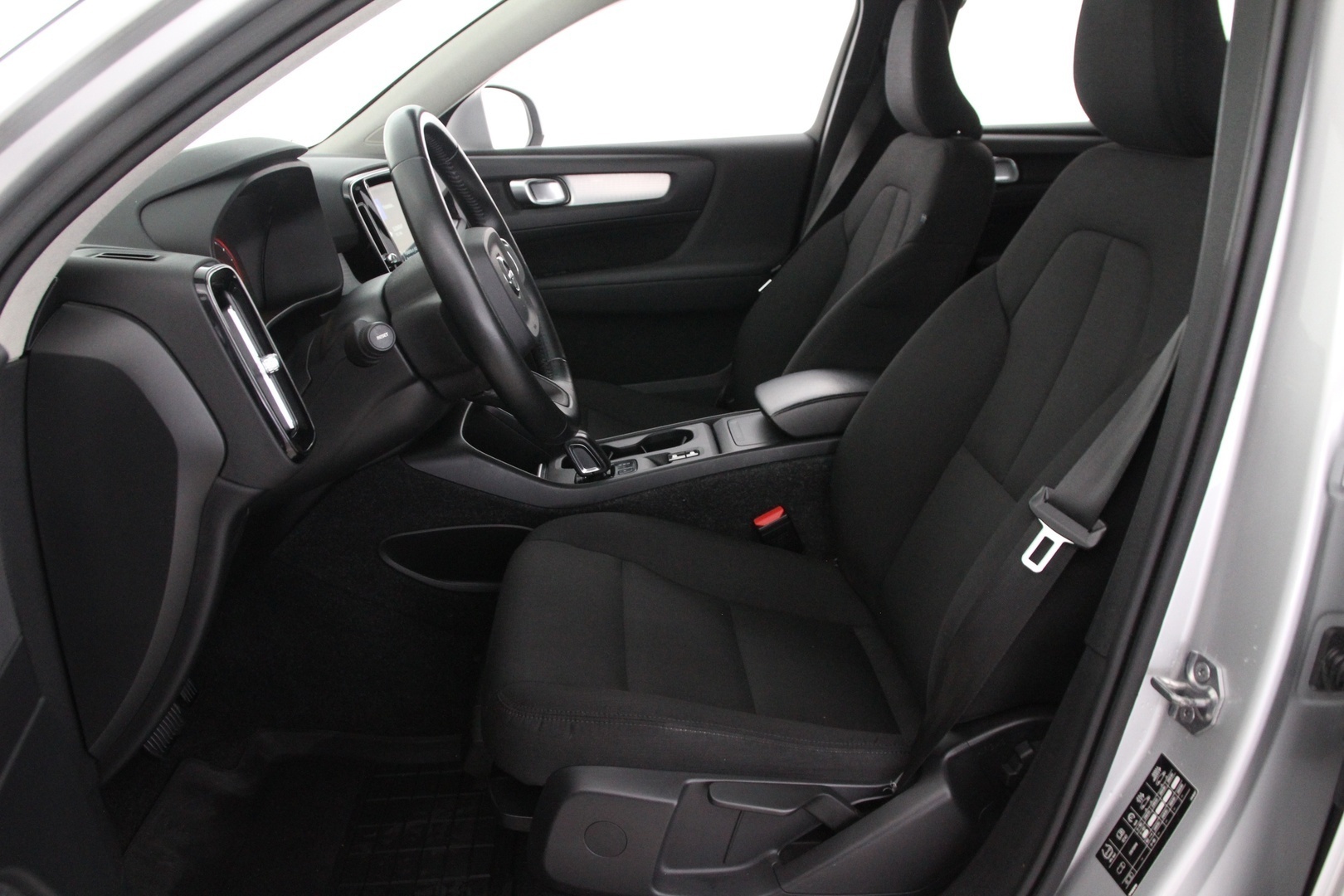 VOLVO XC40 2019