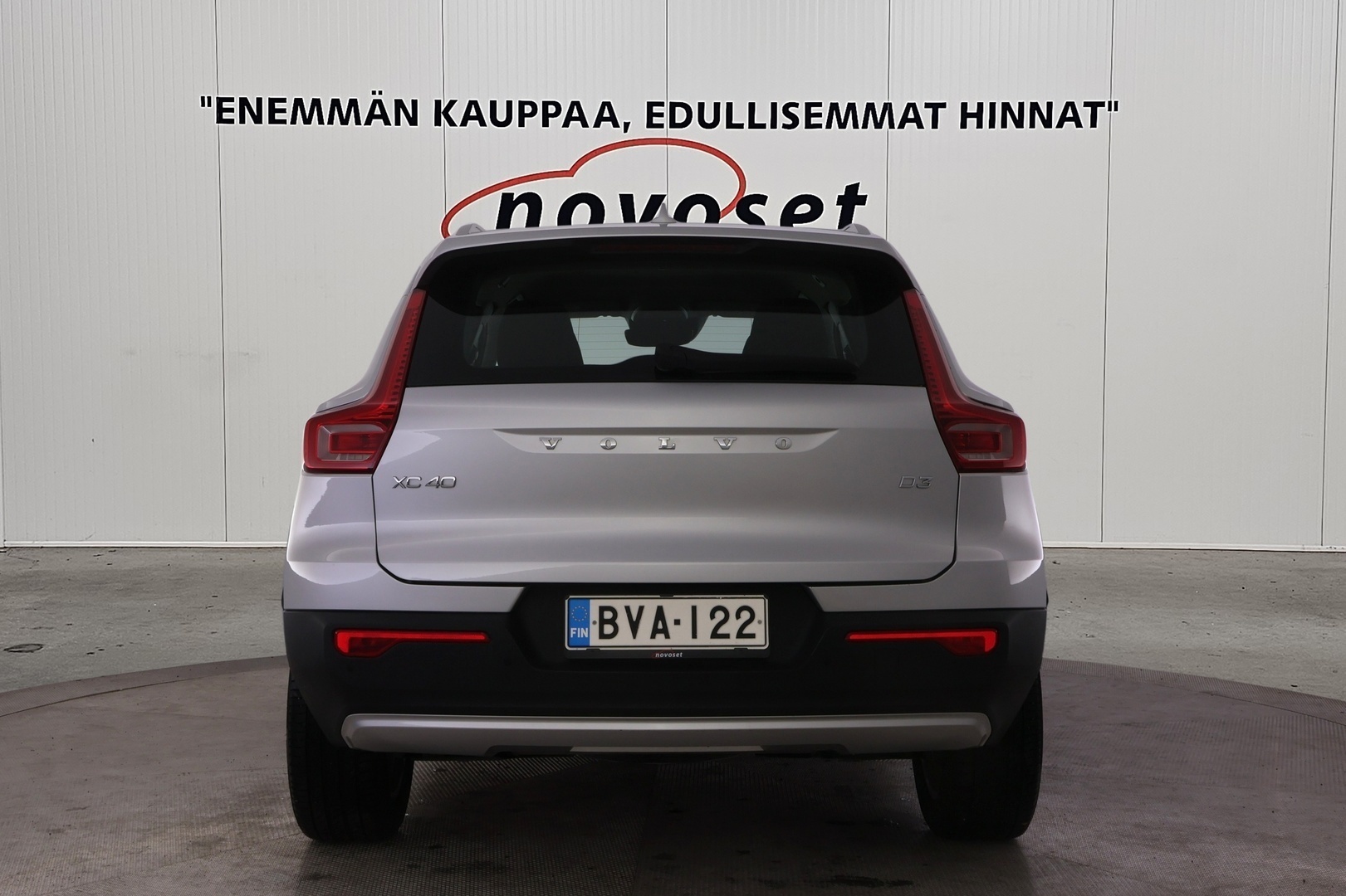 VOLVO XC40 2019