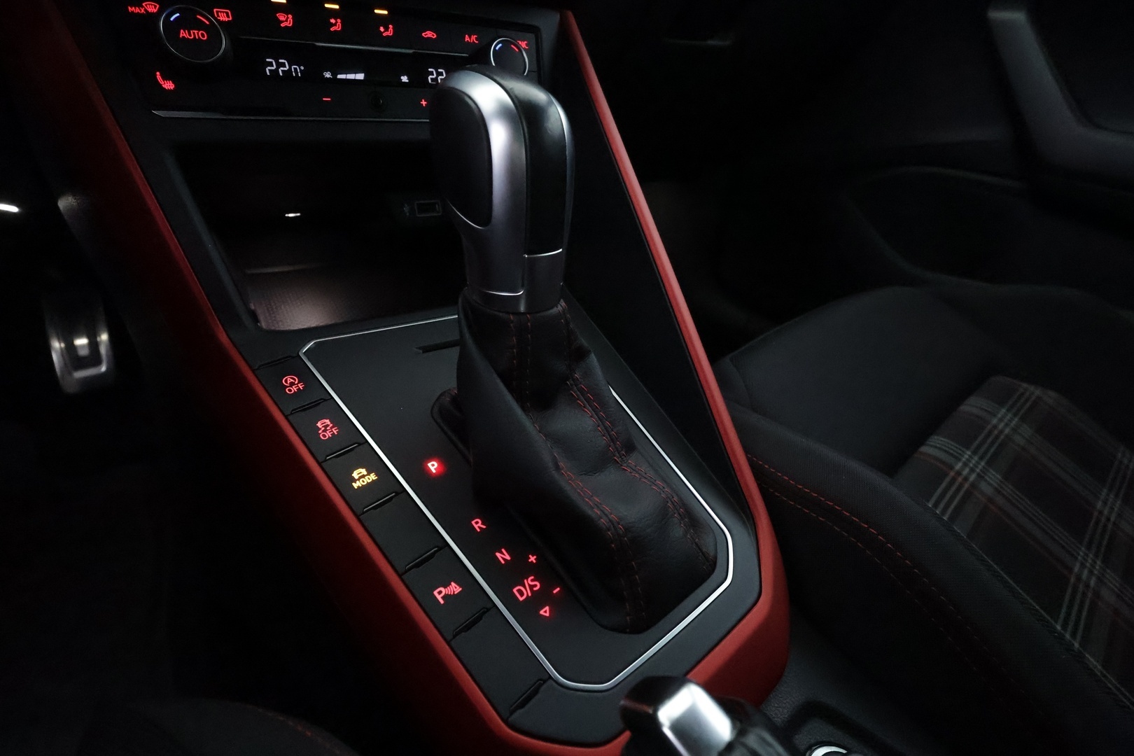 VOLKSWAGEN Polo 2019