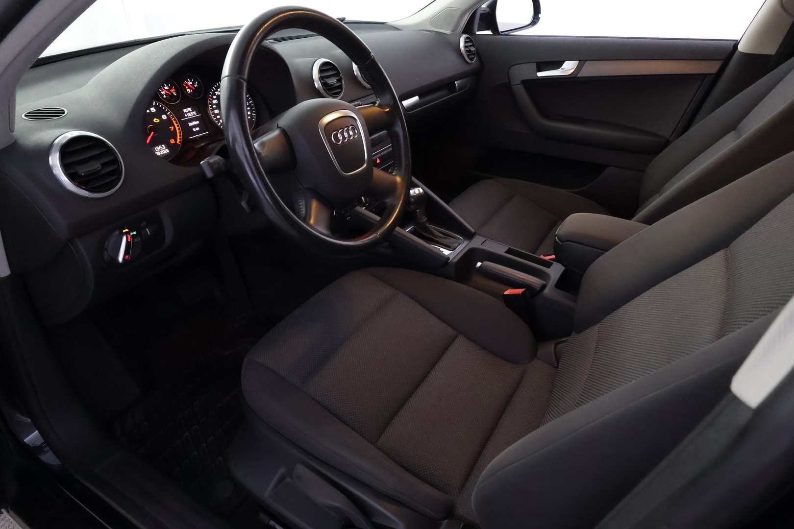 AUDI A3 10