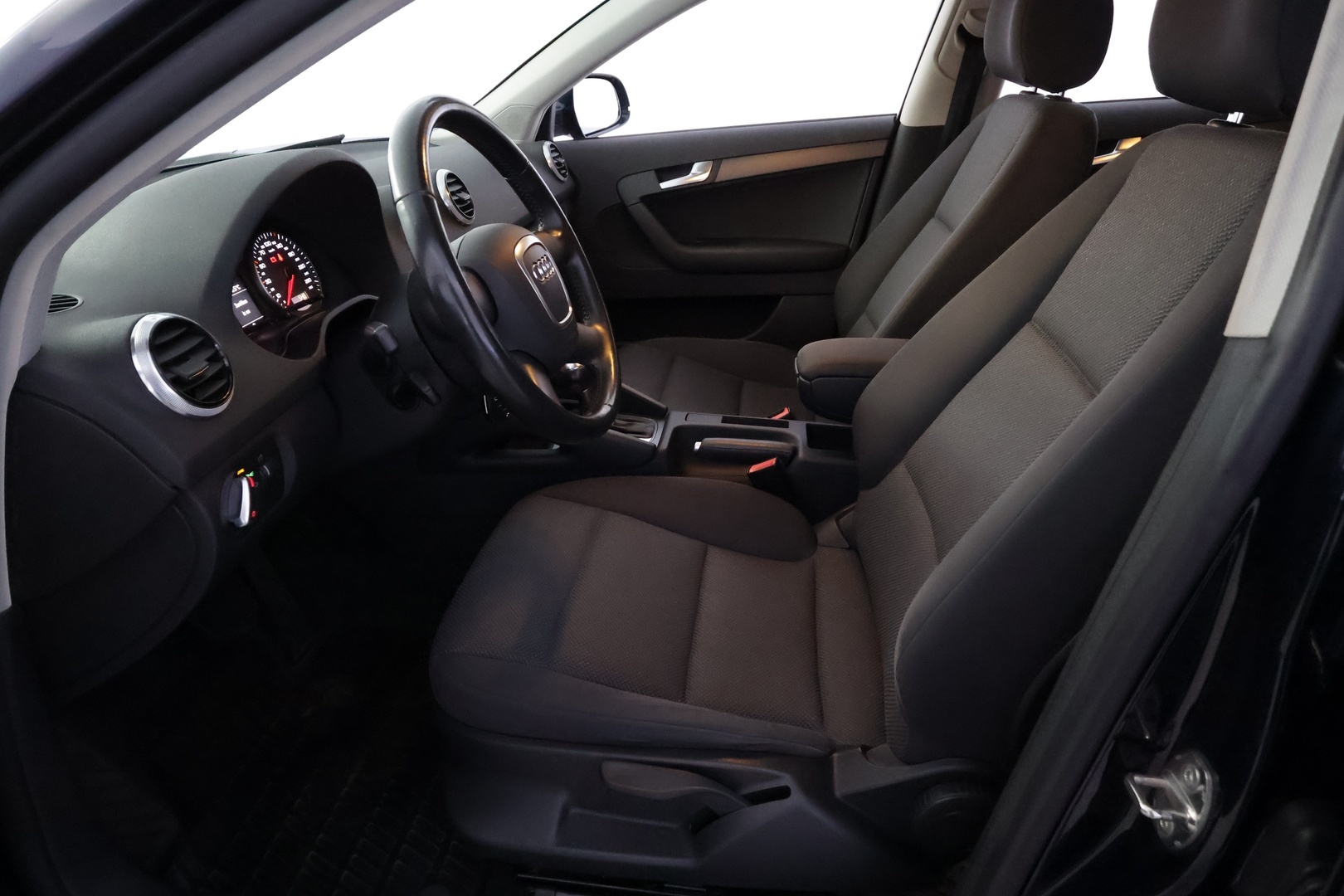 AUDI A3 11