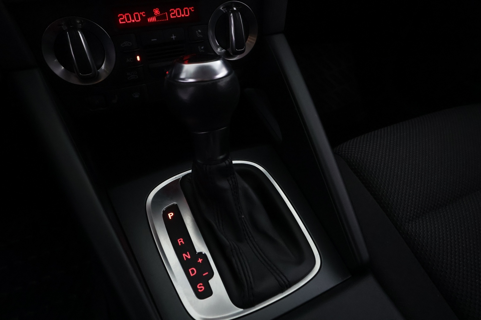 AUDI A3 32