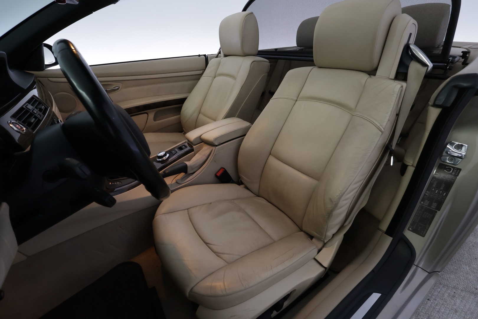 BMW 320 2008