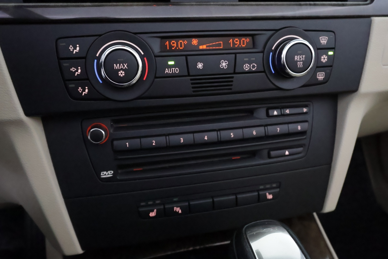 BMW 320 2008