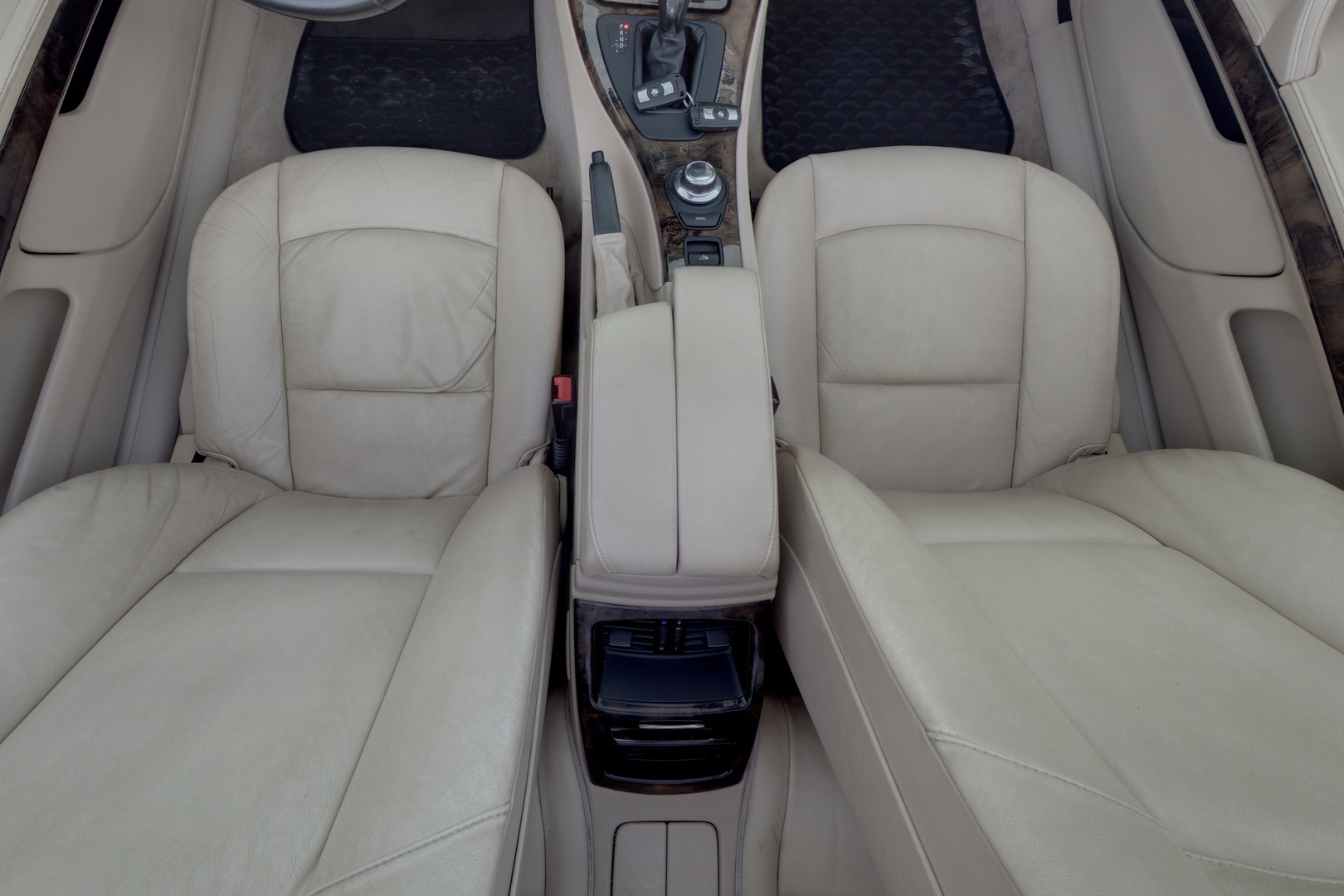 BMW 320 2008