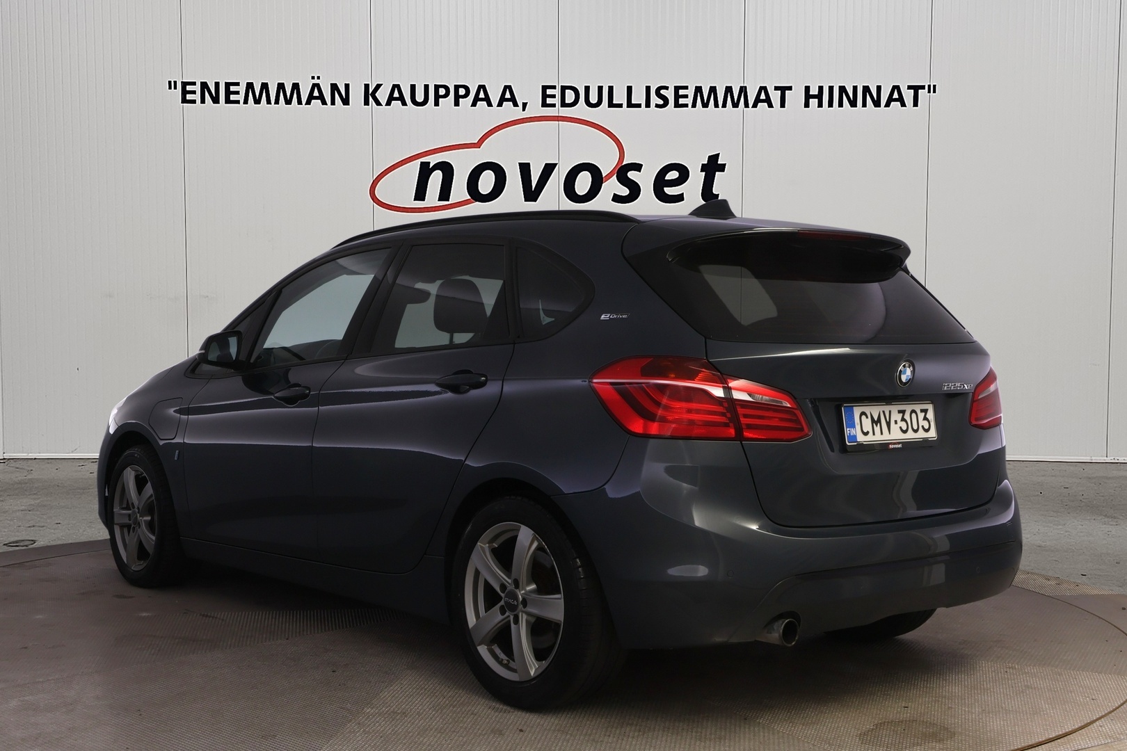 BMW 225 2017