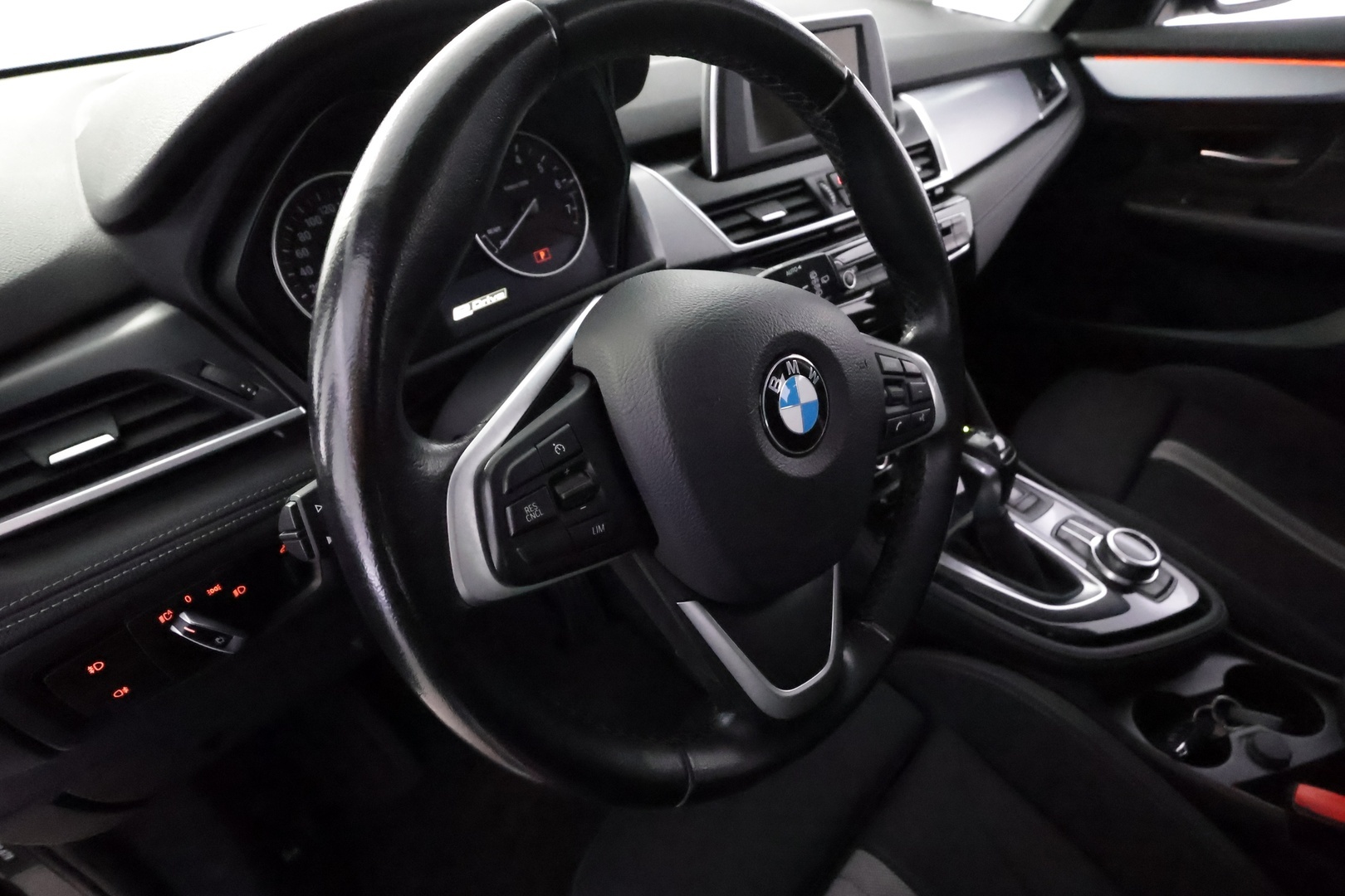 BMW 225 2017