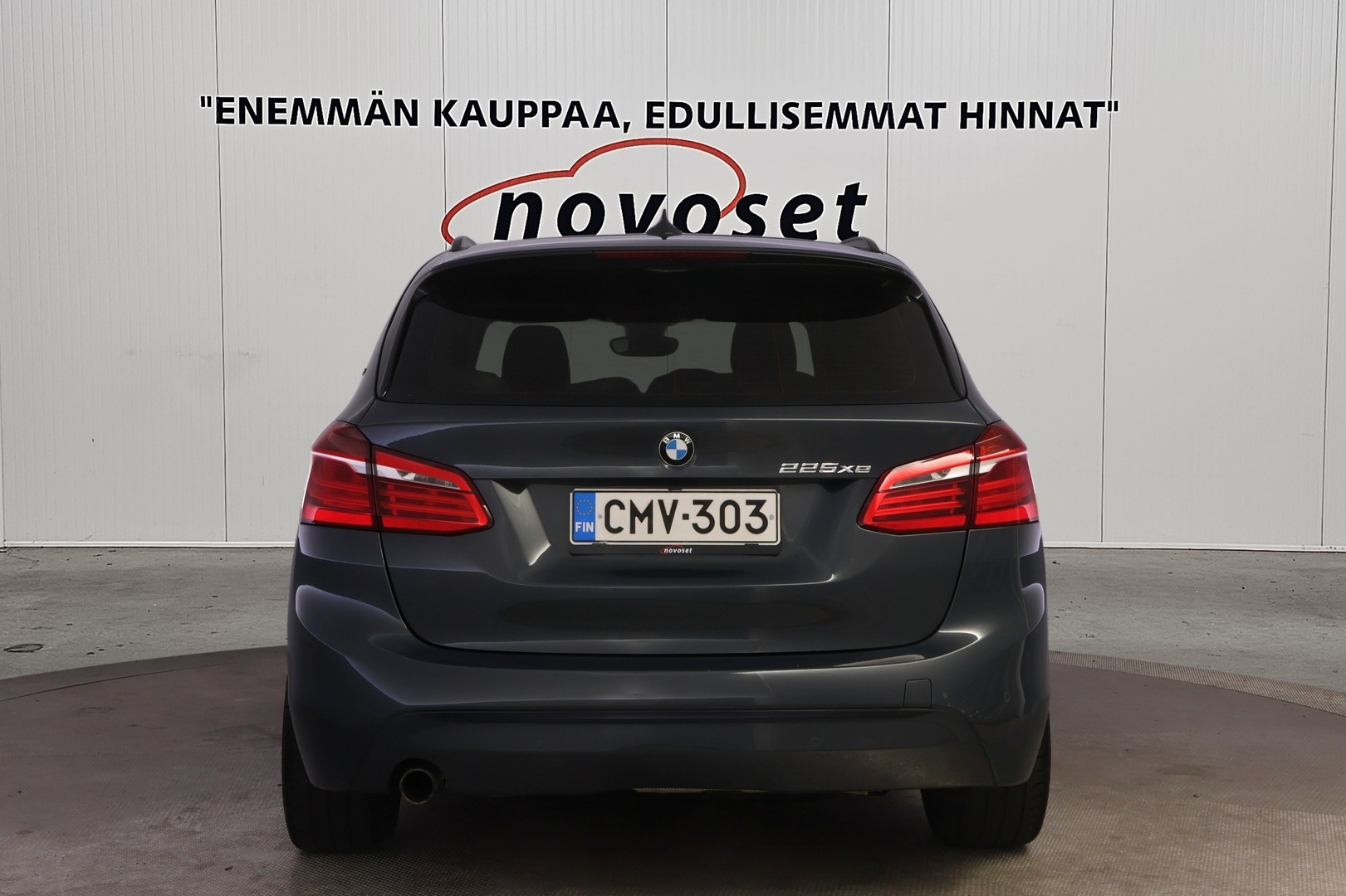 BMW 225 2017