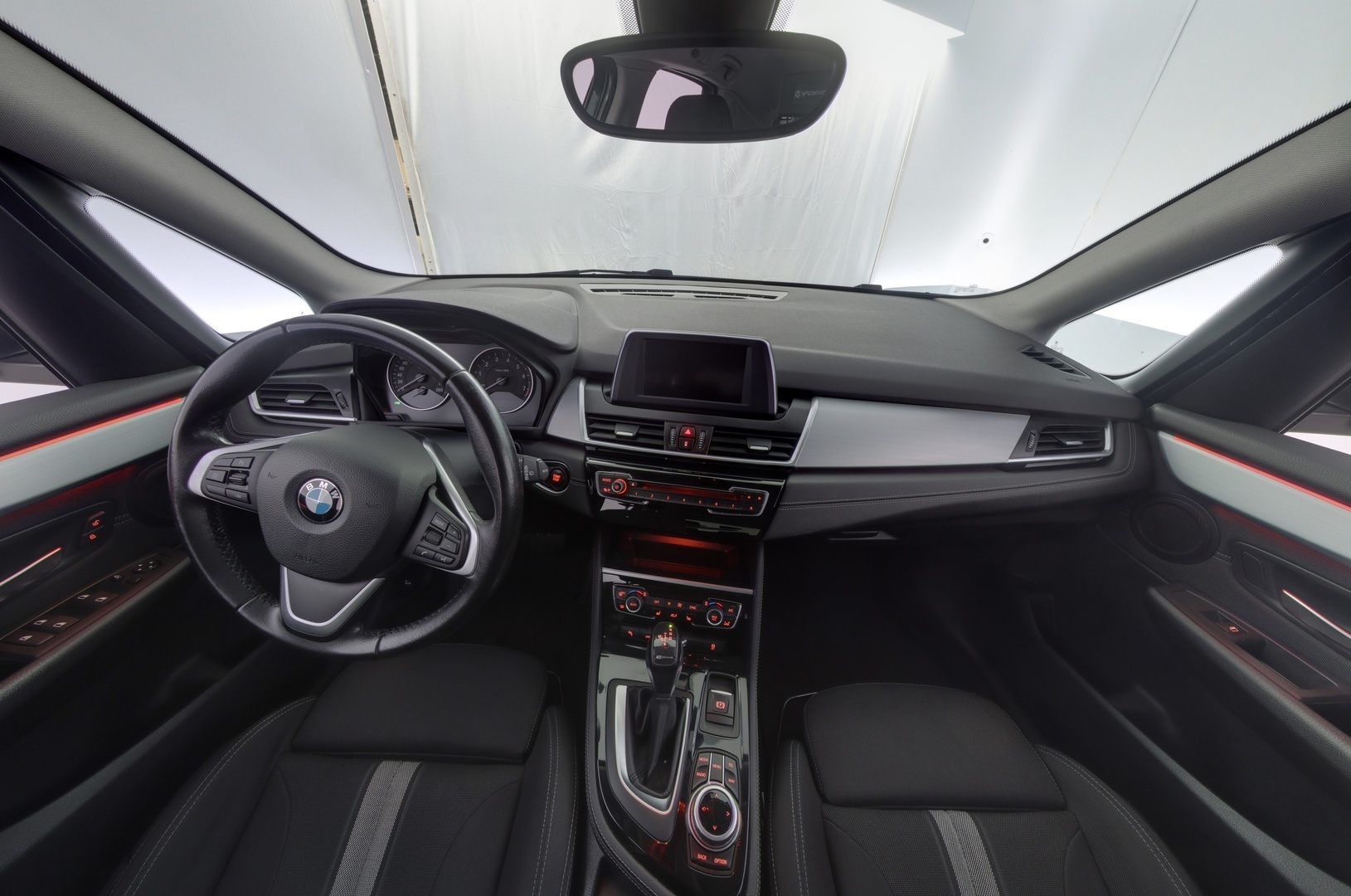 BMW 225 2017