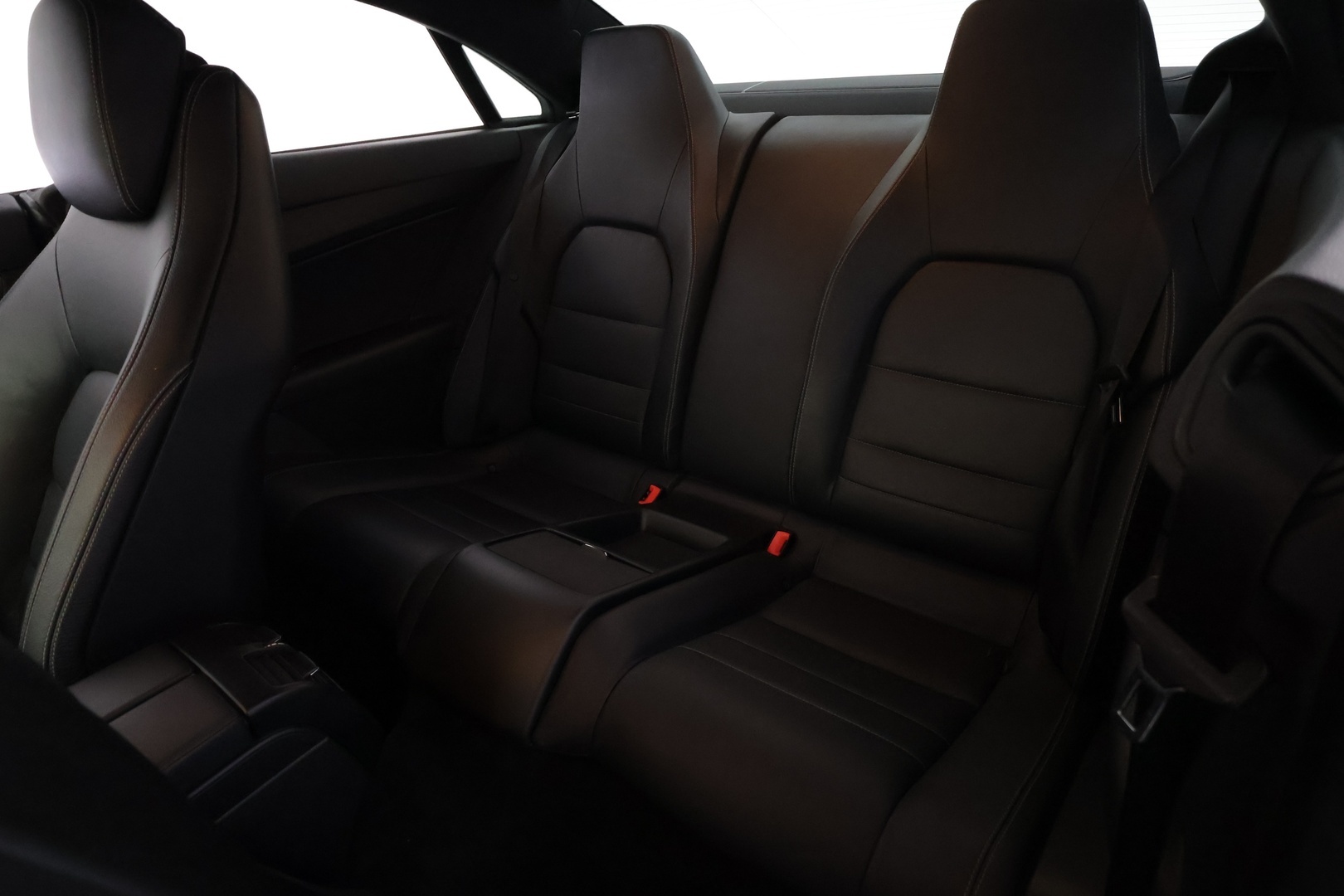 MERCEDES-BENZ E 2010