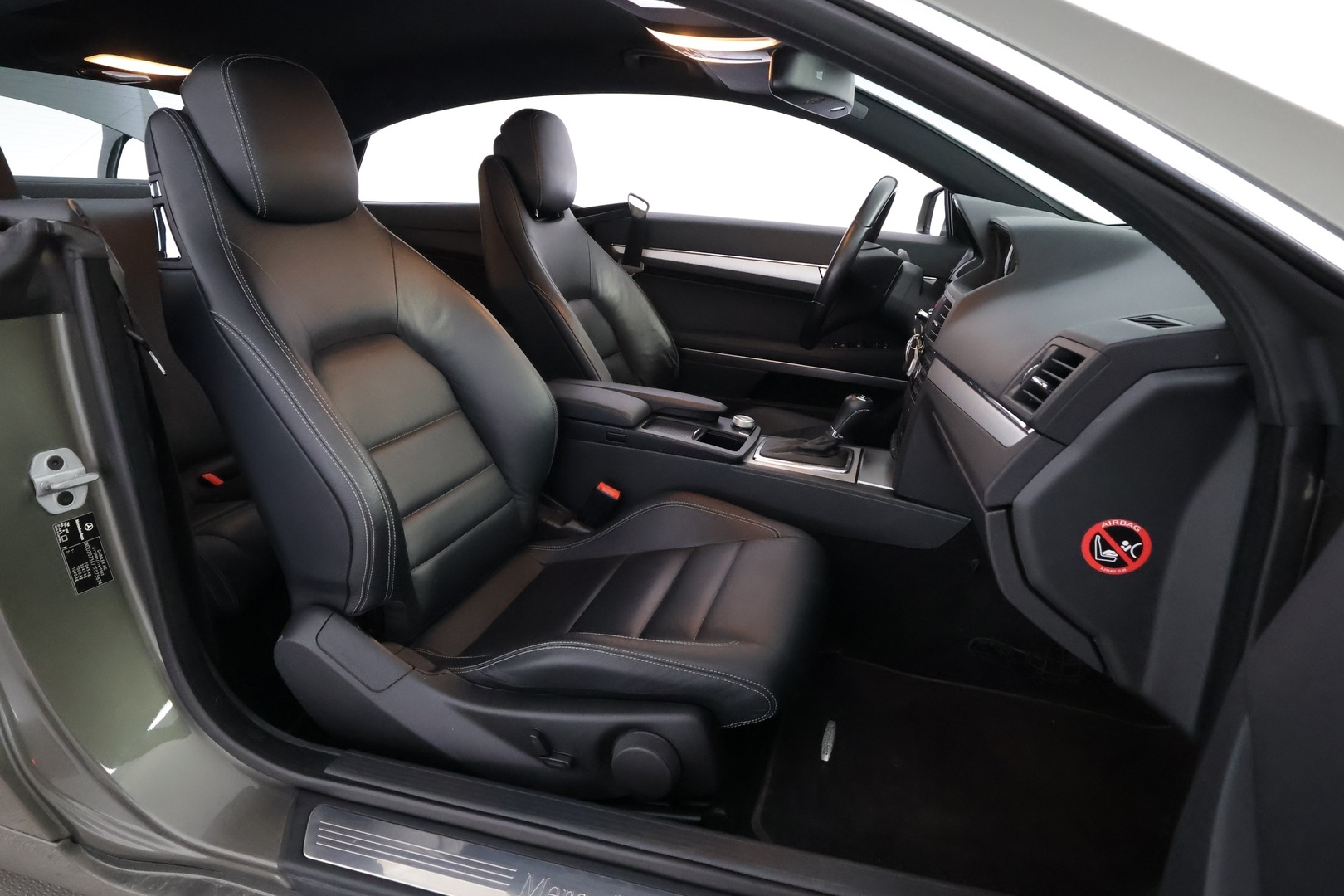 MERCEDES-BENZ E 2010