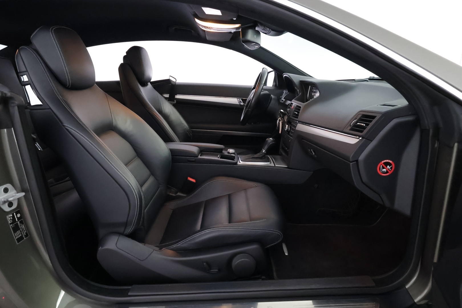 MERCEDES-BENZ E 2010