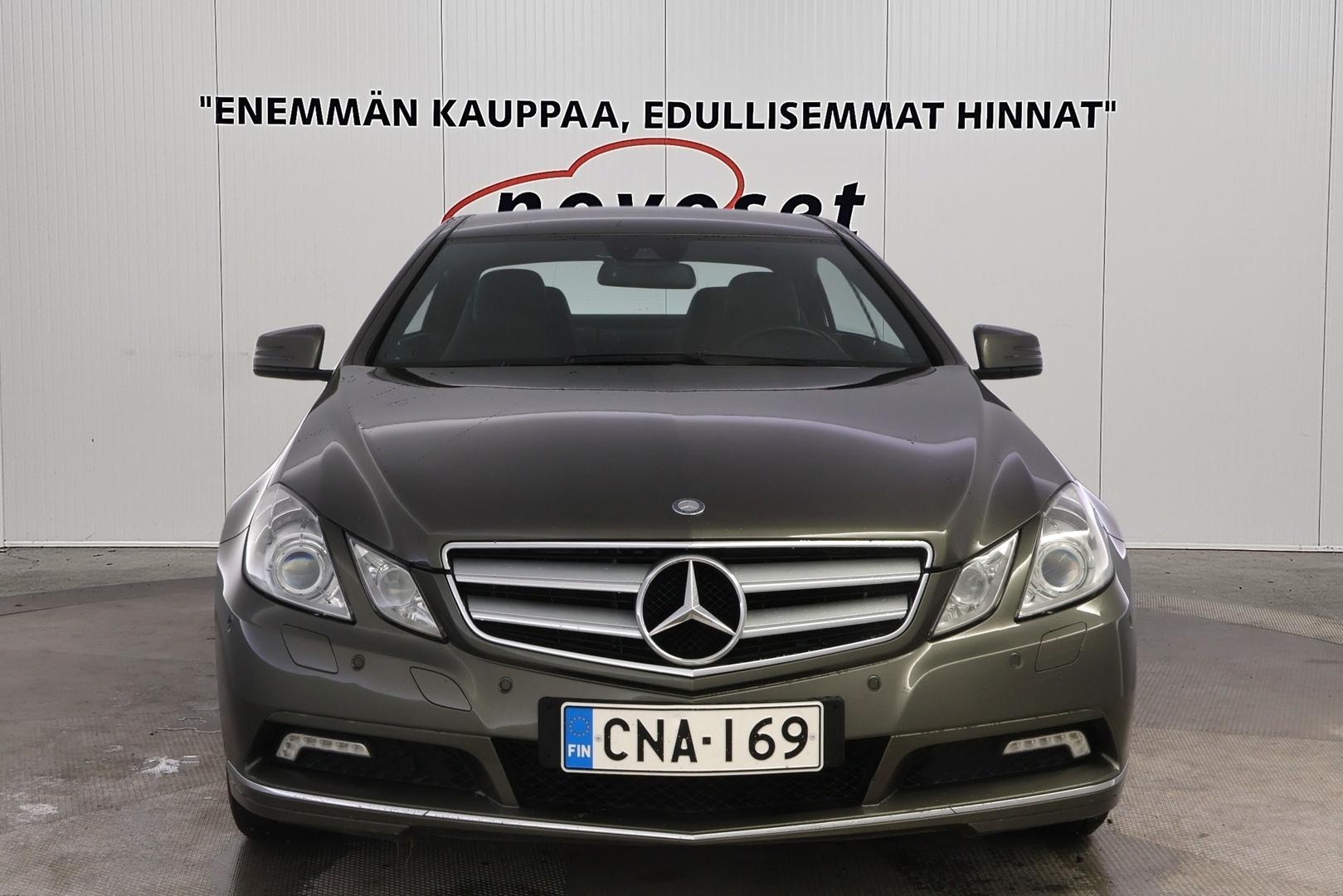 MERCEDES-BENZ E 2010