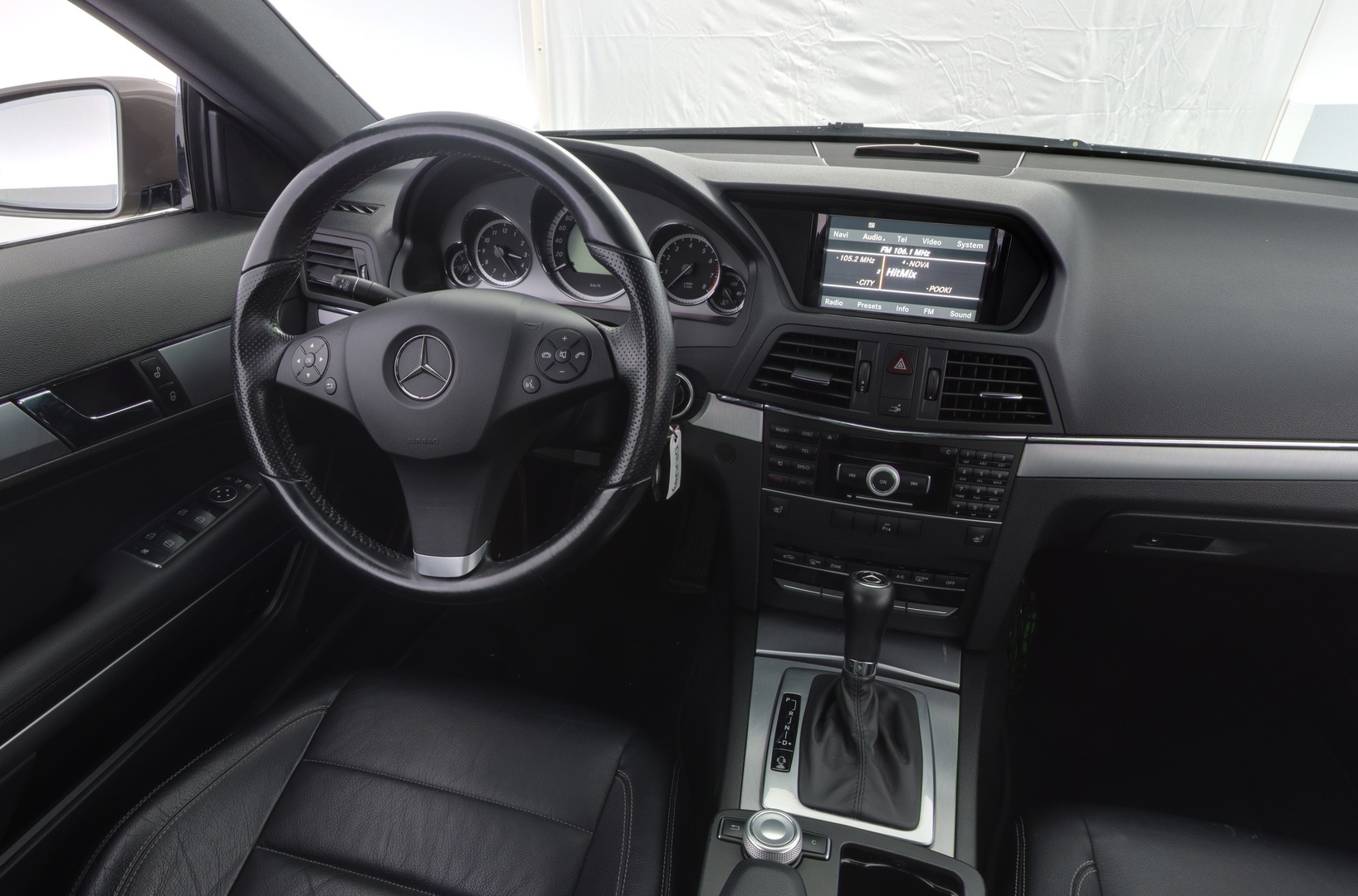 MERCEDES-BENZ E 2010