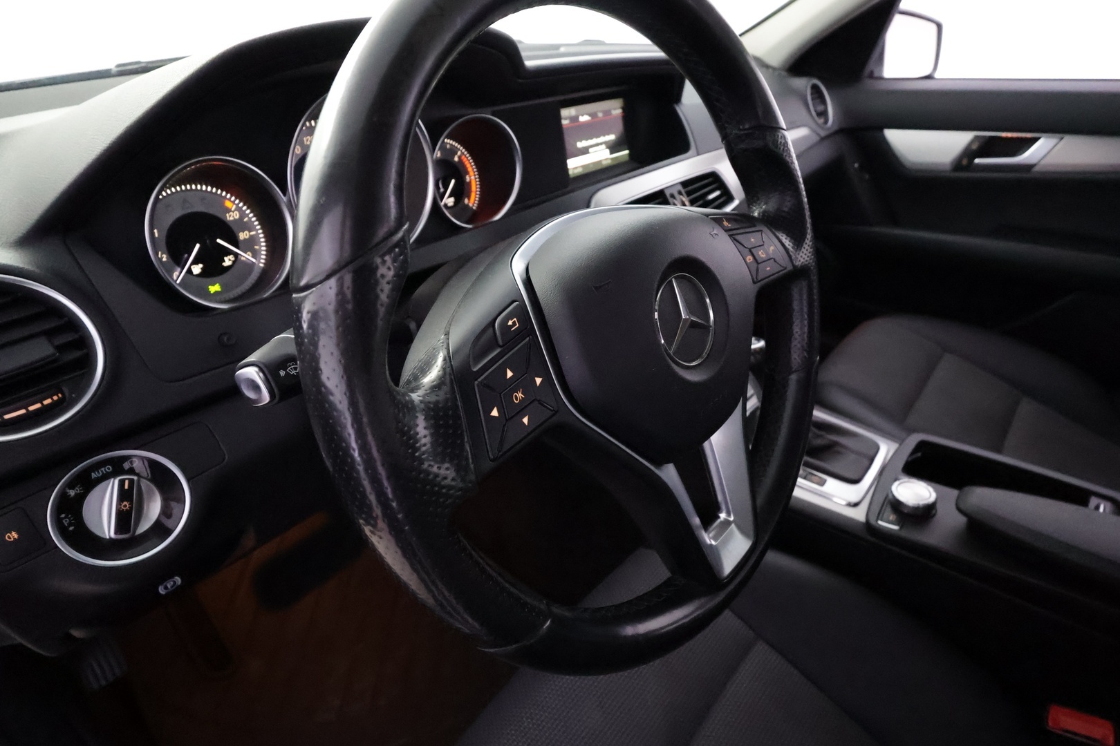 MERCEDES-BENZ C 2013
