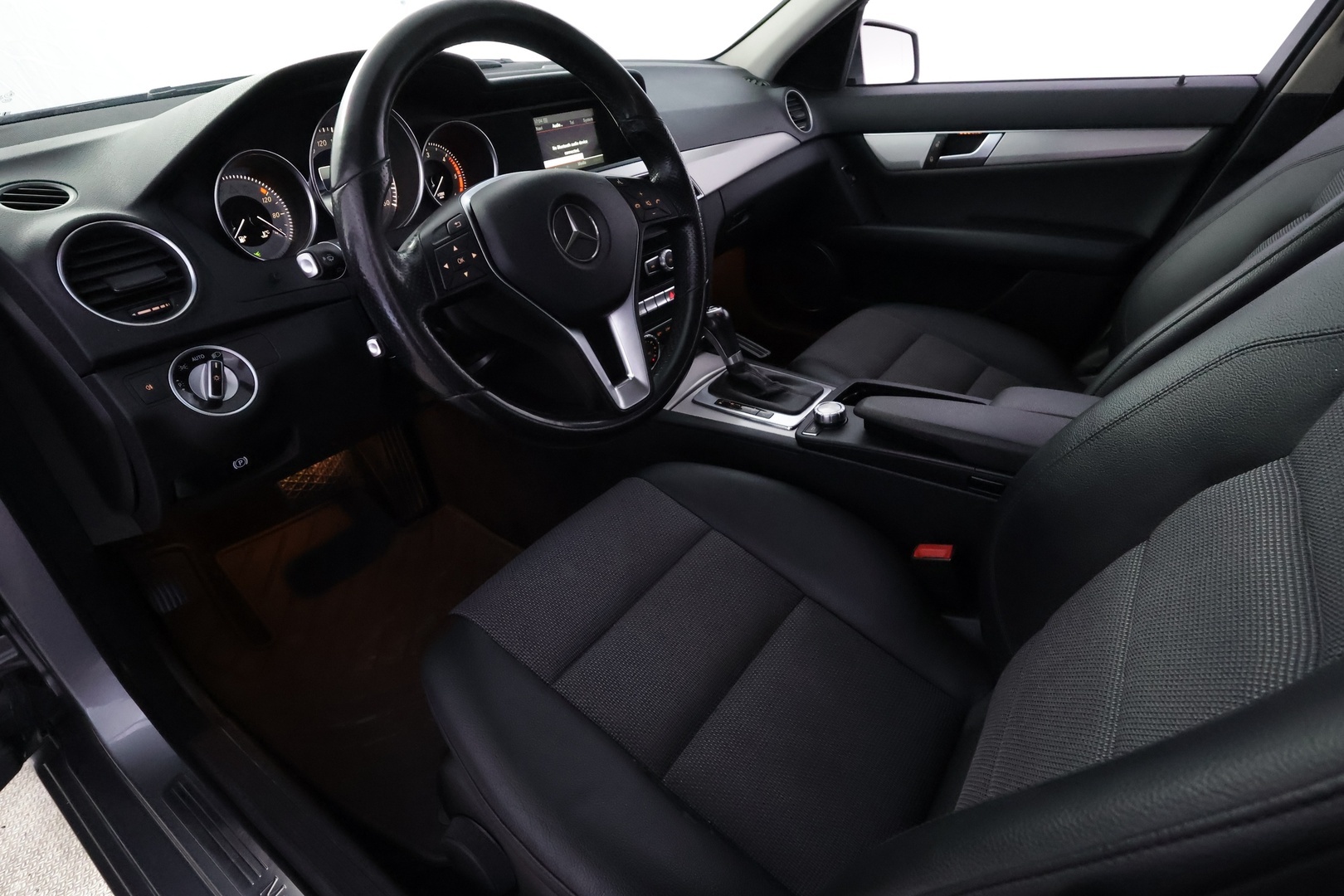 MERCEDES-BENZ C 2013
