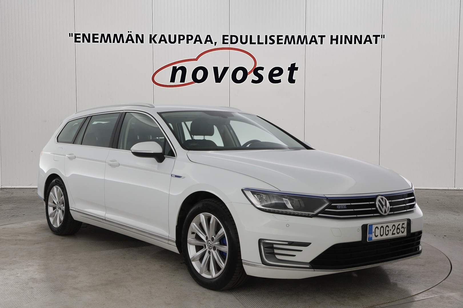 VOLKSWAGEN Passat 2017