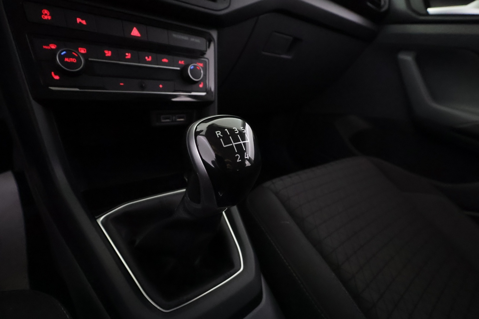 VOLKSWAGEN T-Cross 2020
