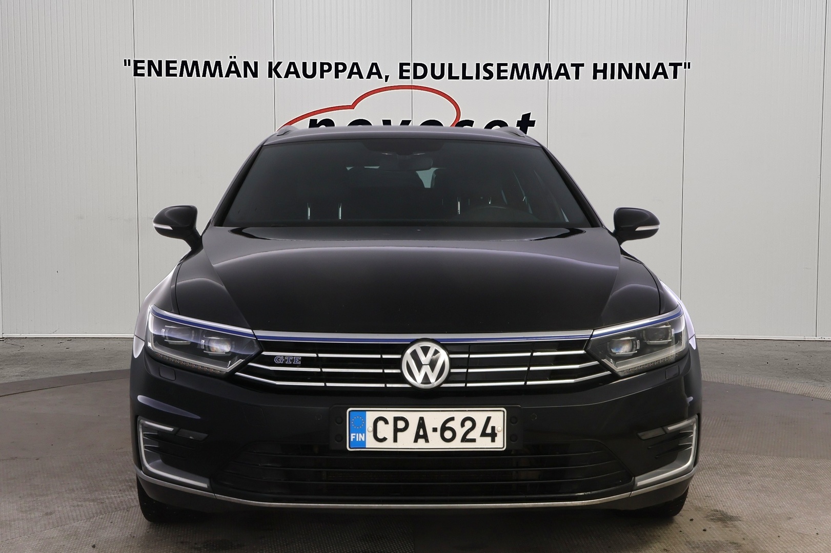VOLKSWAGEN Passat 2018