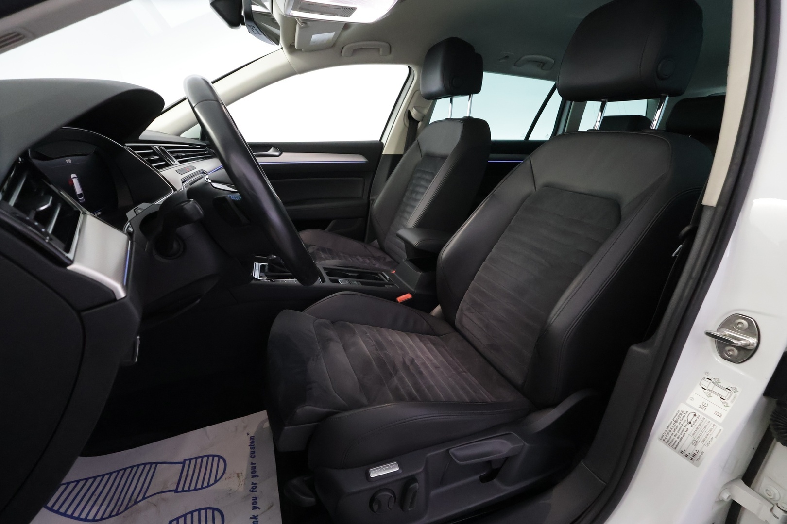 VOLKSWAGEN Passat 2016