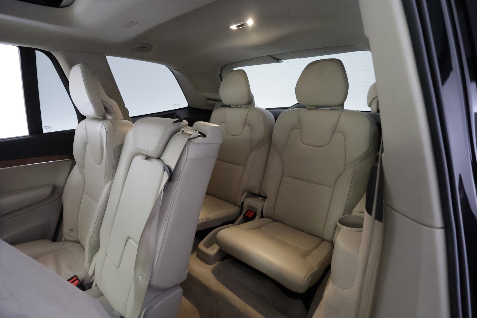 VOLVO XC90 2019