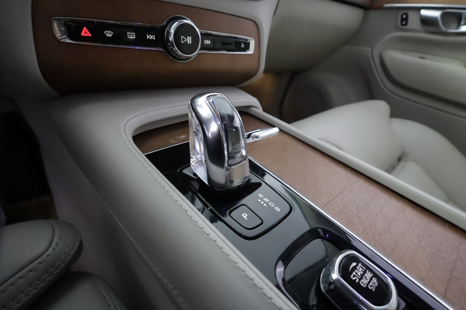 VOLVO XC90 2019