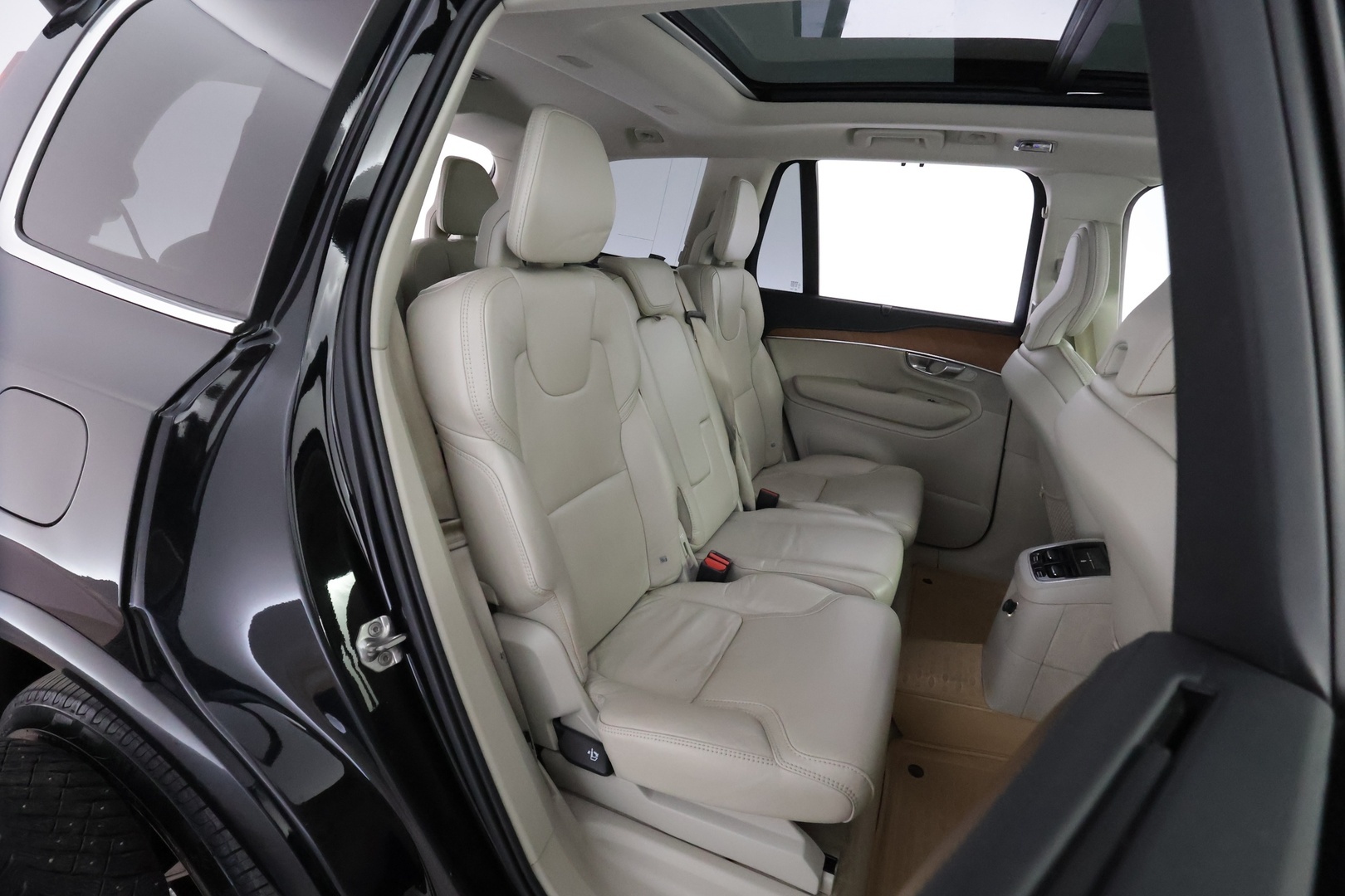 VOLVO XC90 2019