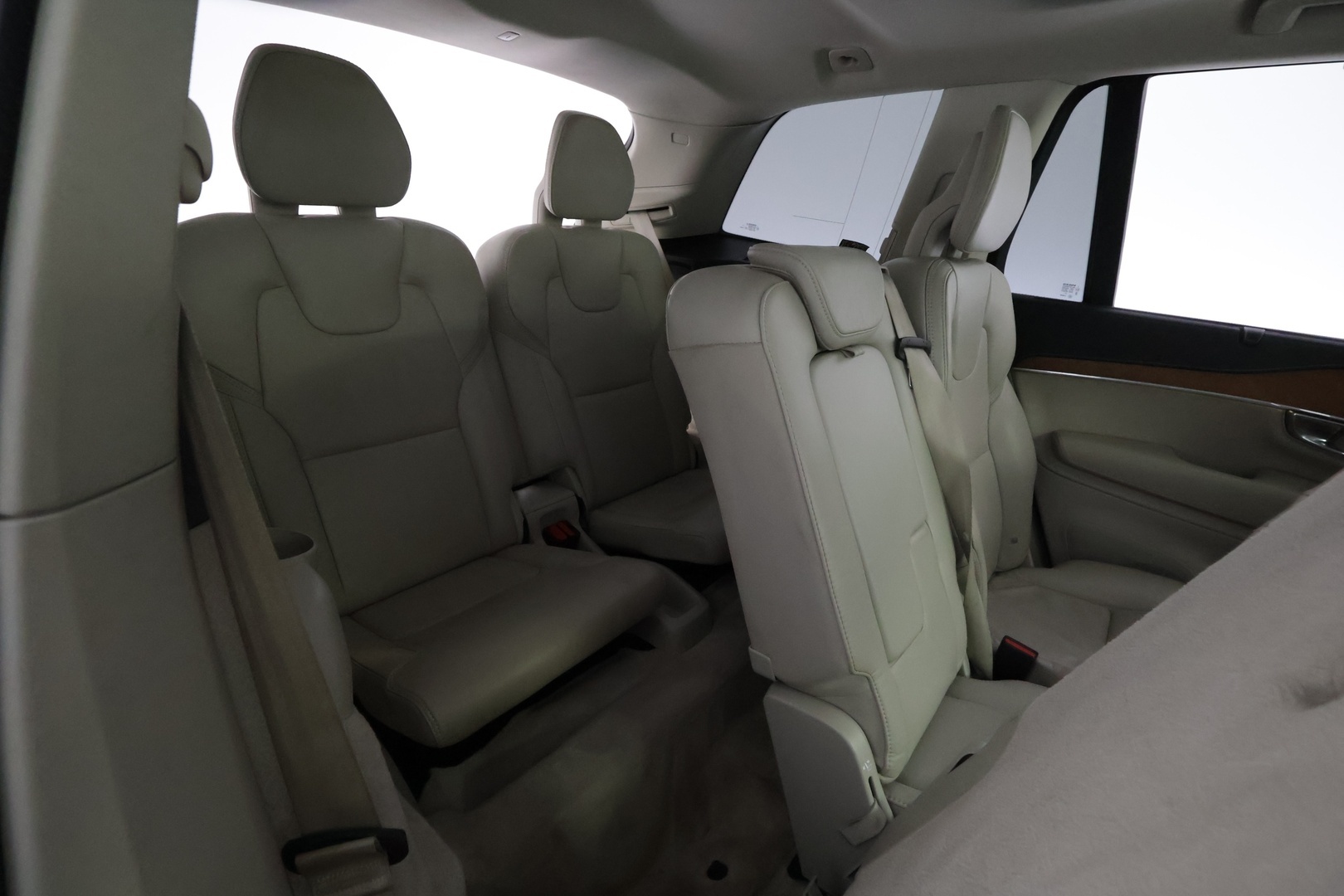 VOLVO XC90 2019