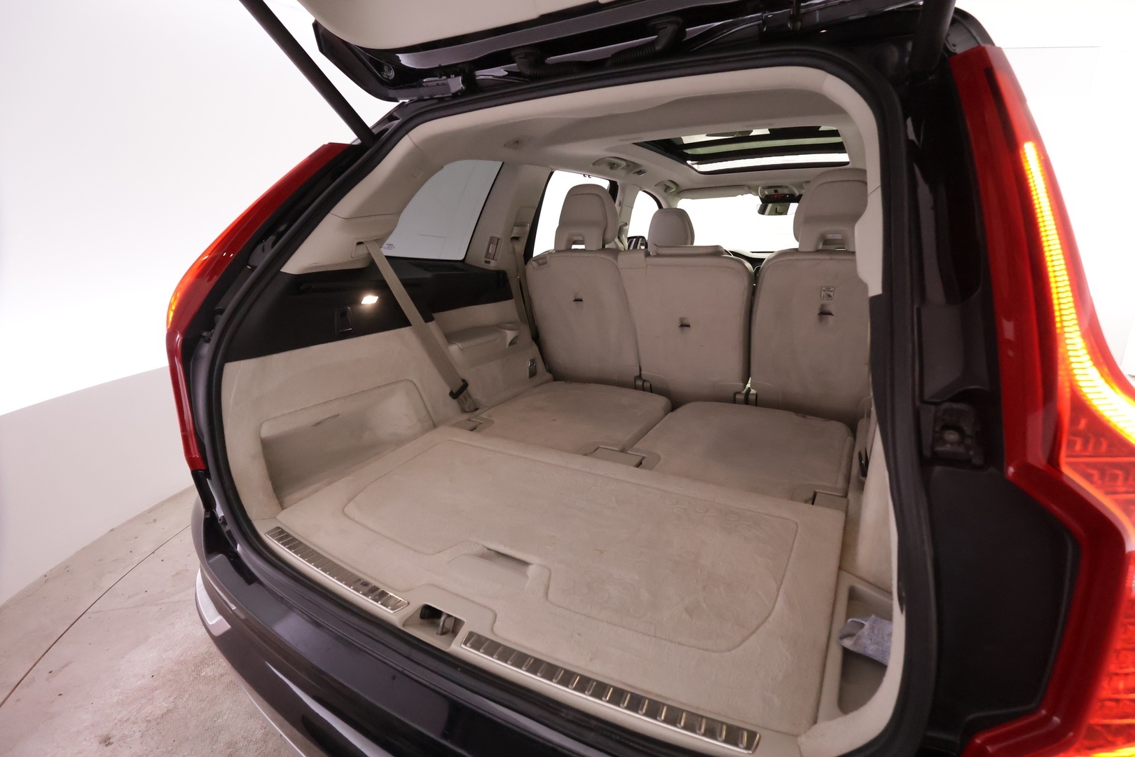 VOLVO XC90 2019