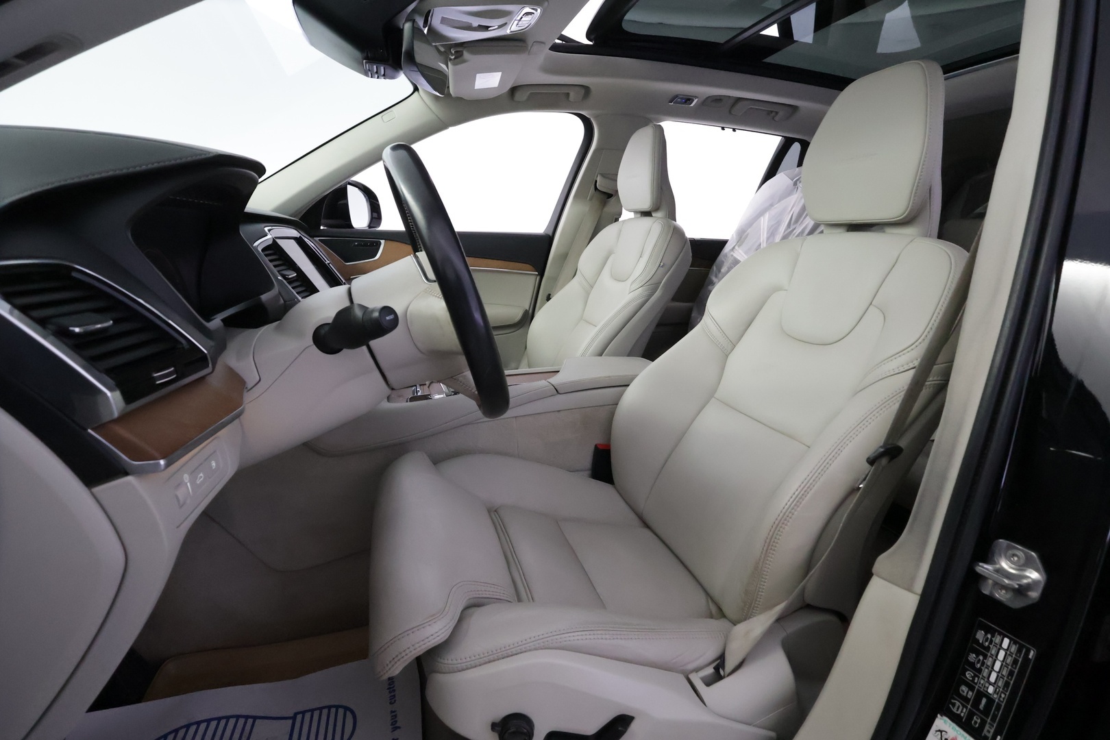 VOLVO XC90 2019