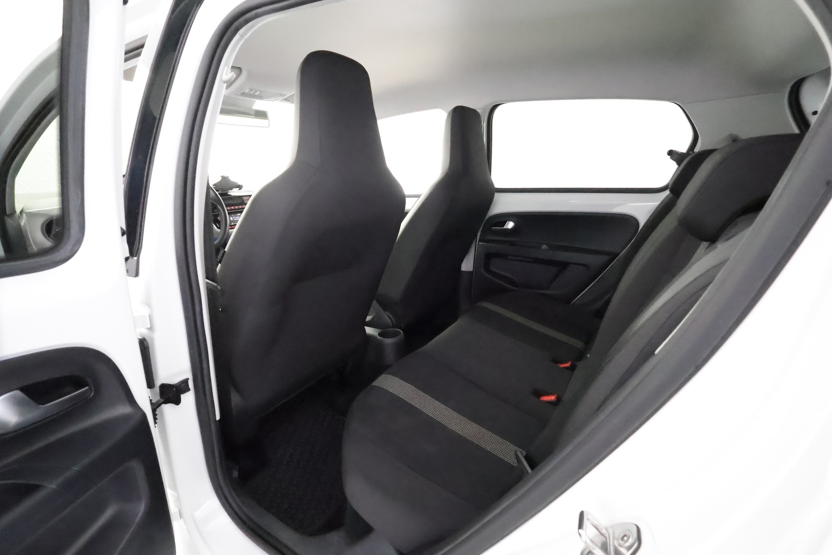 VOLKSWAGEN UP! 2018