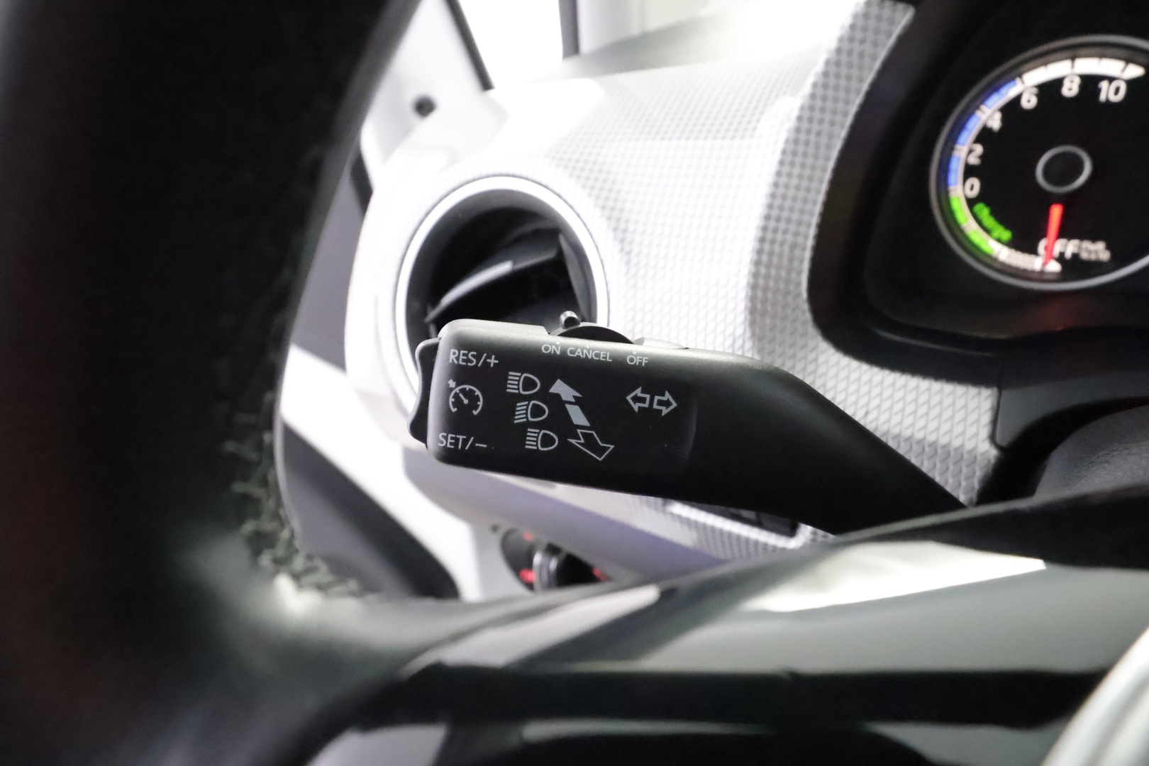 VOLKSWAGEN UP! 2018