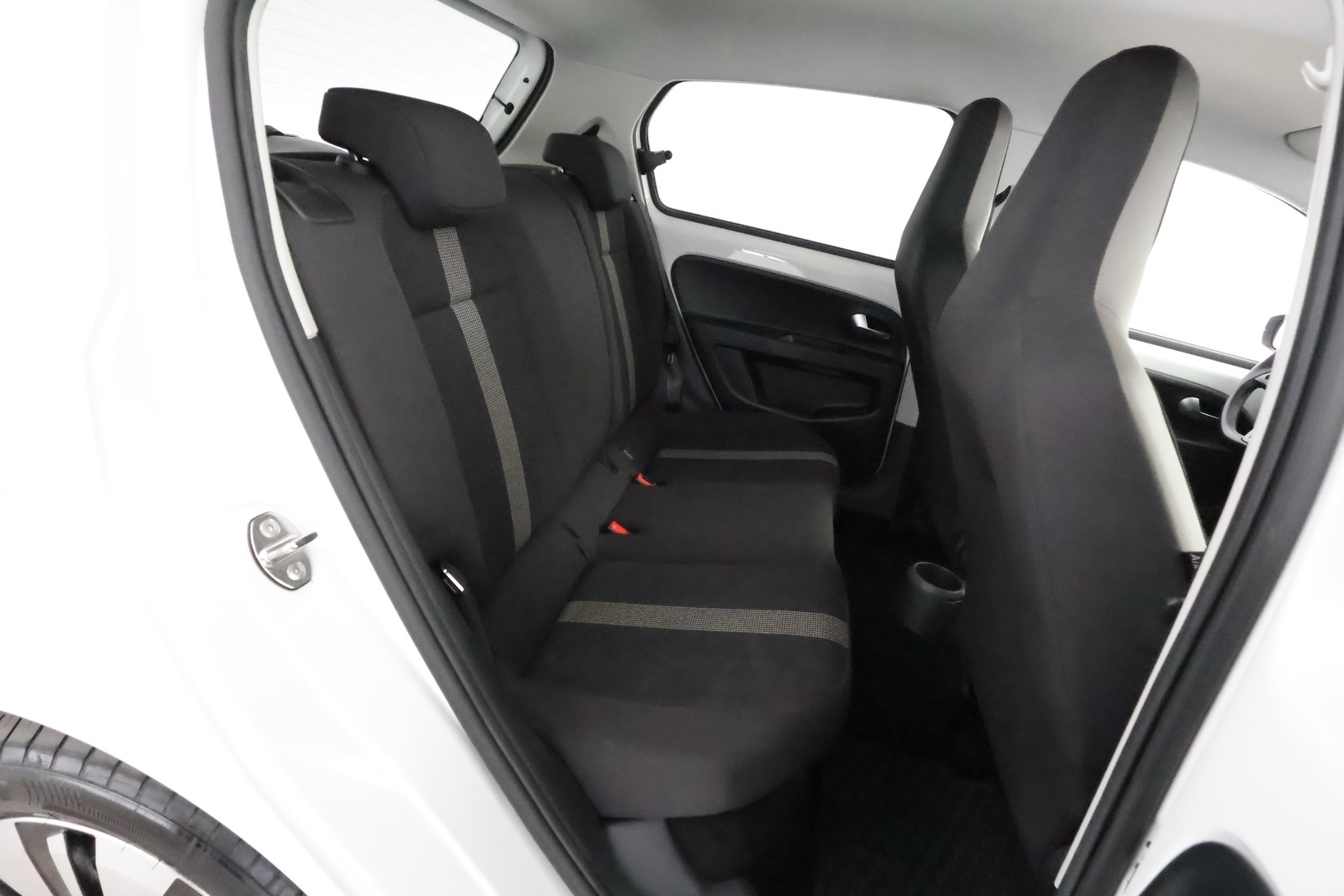 VOLKSWAGEN UP! 2018