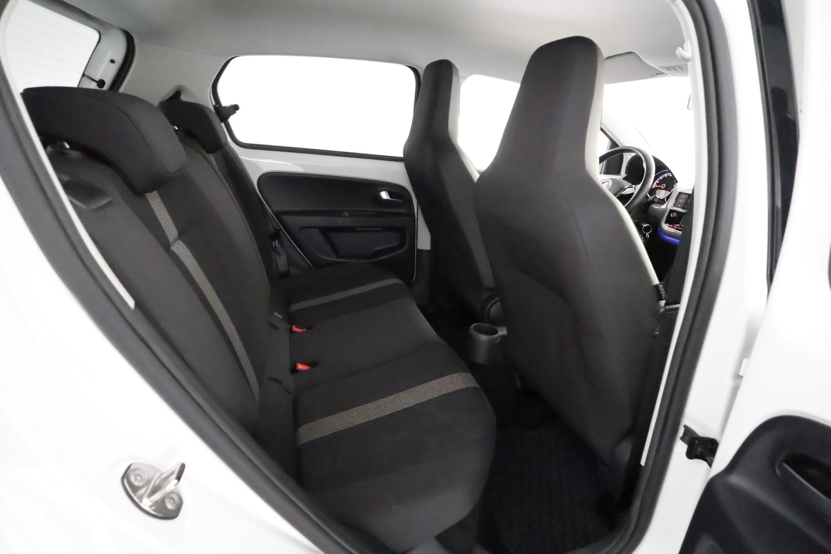VOLKSWAGEN UP! 2018