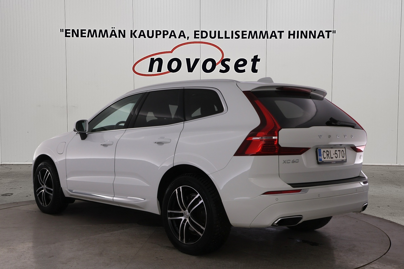 VOLVO XC60 2021