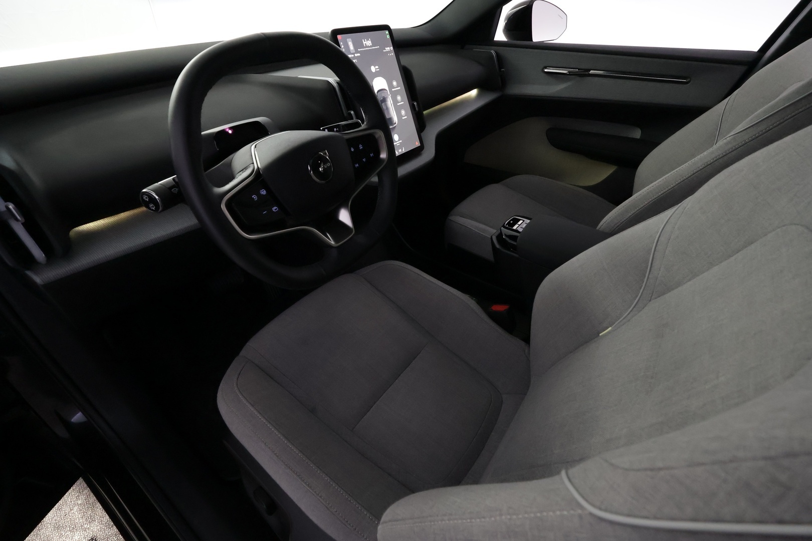 VOLVO EX30 2024