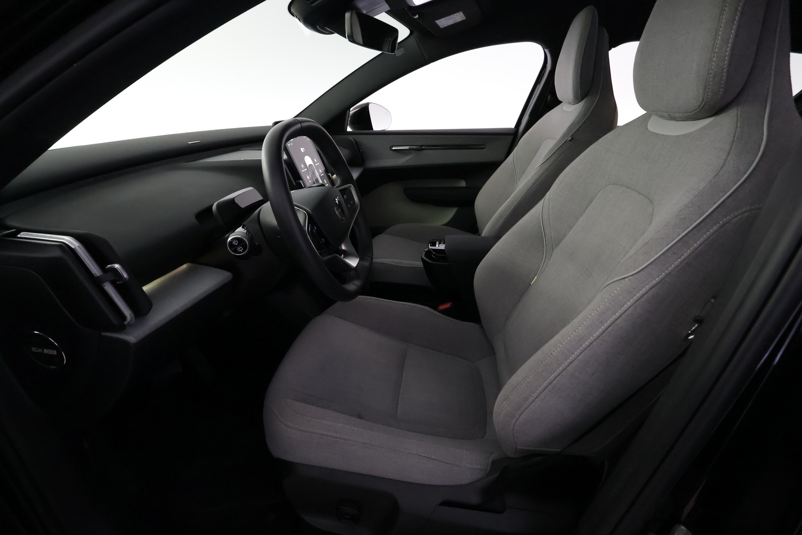 VOLVO EX30 2024