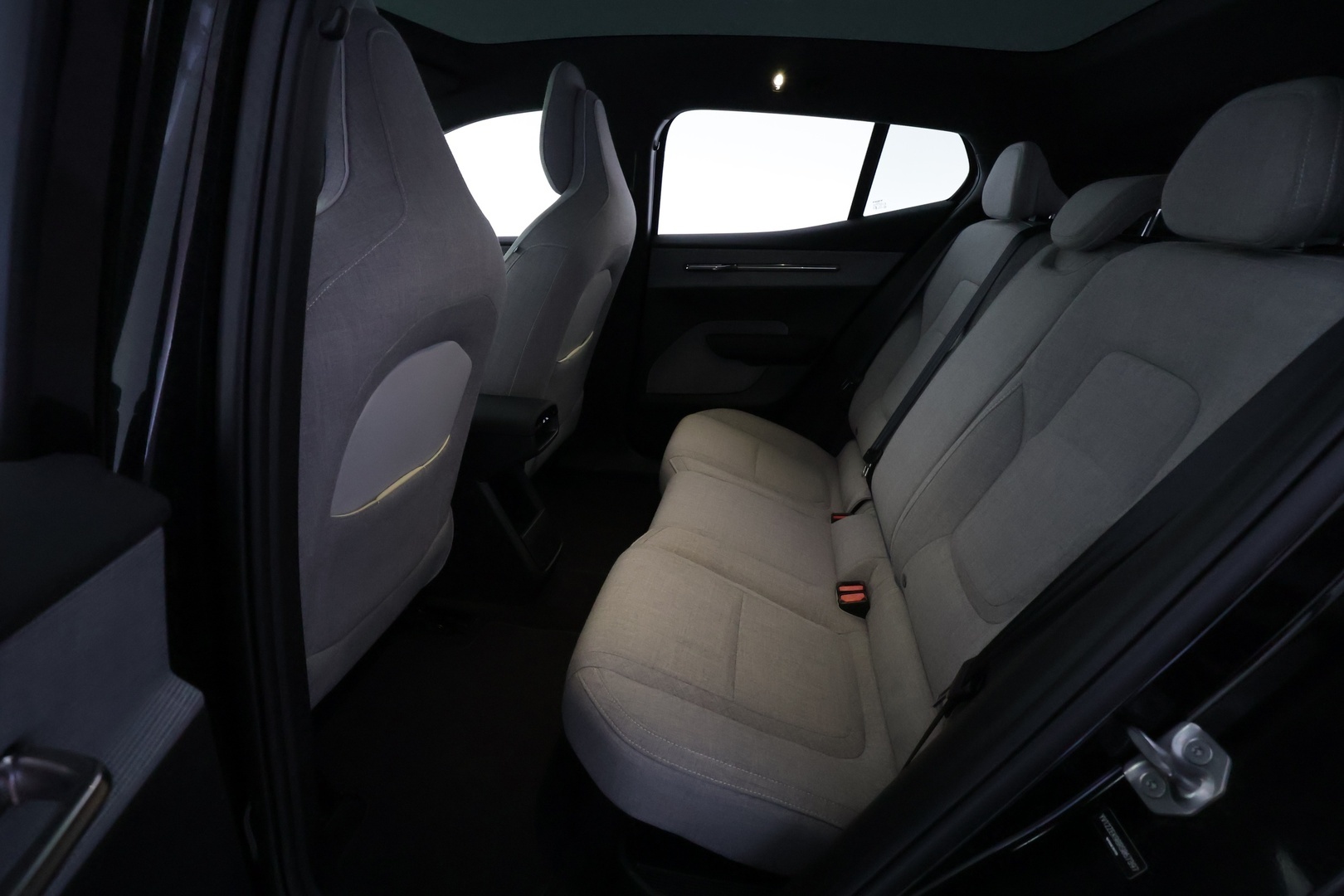 VOLVO EX30 2024