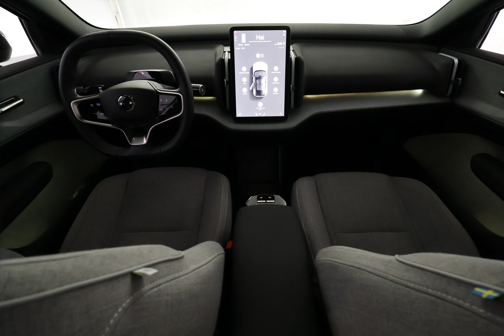 VOLVO EX30 2024